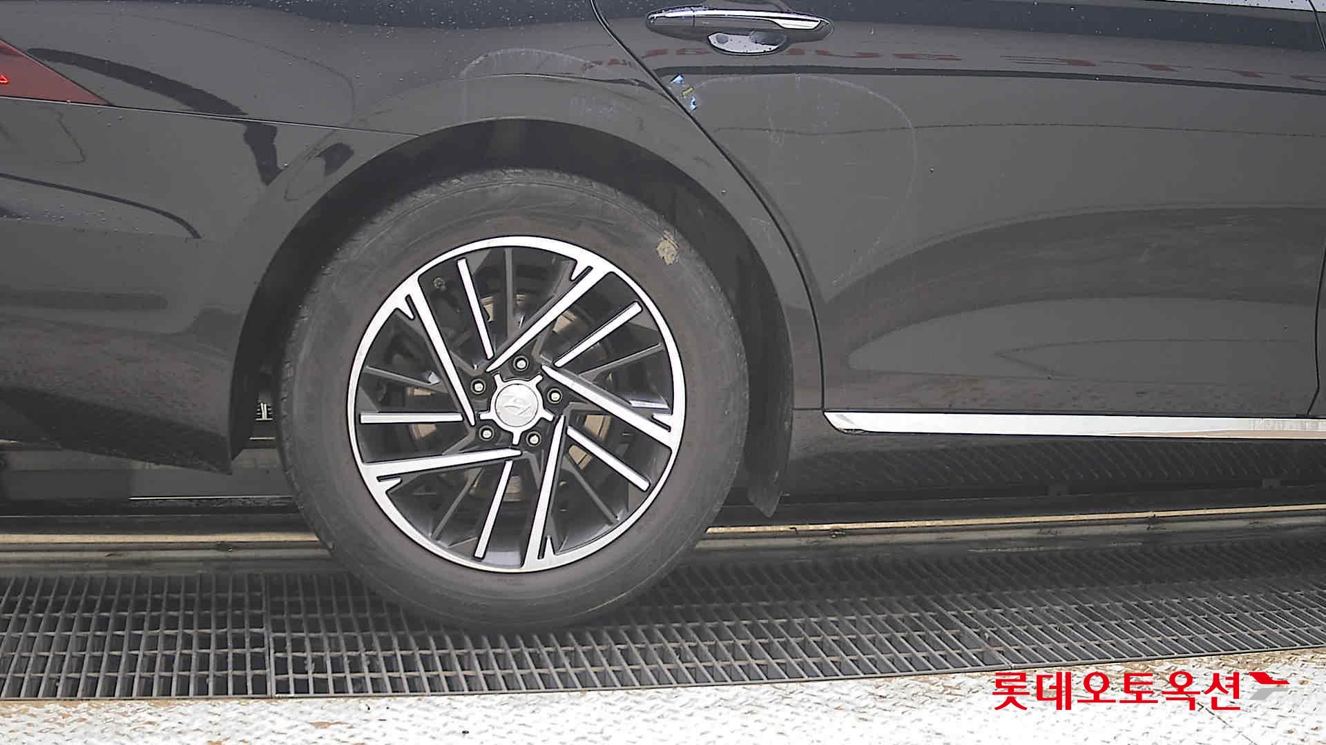 2020 - hyundai grandeur