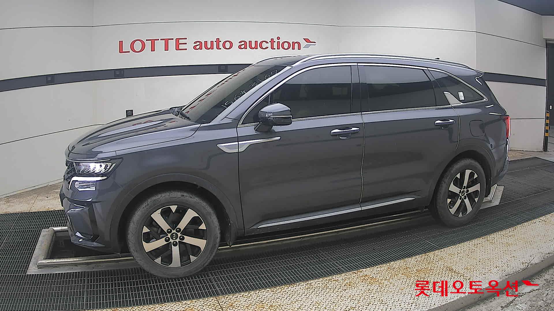 2021 - kia sorento
