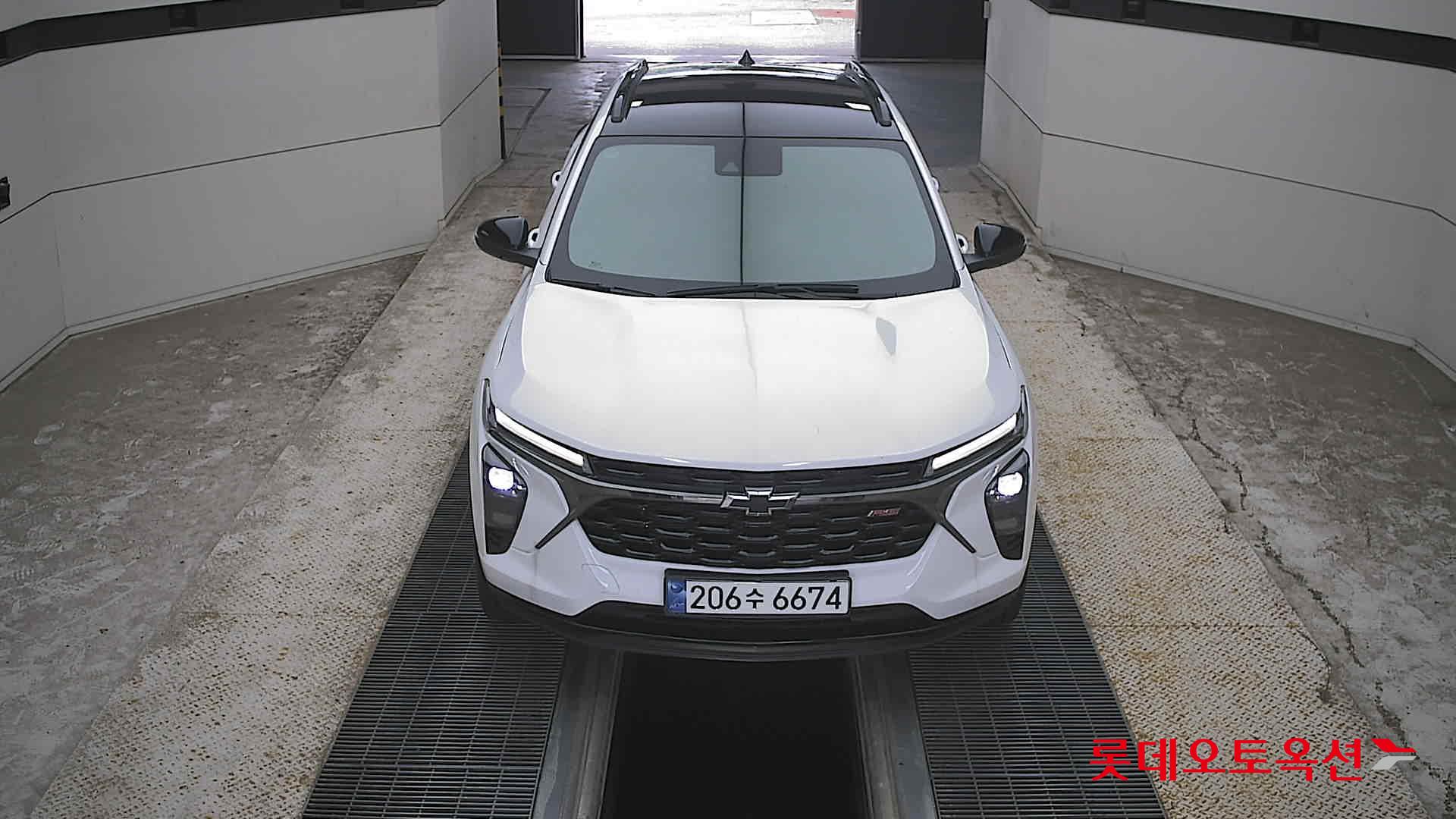 TRAX CROSSOVER (G)