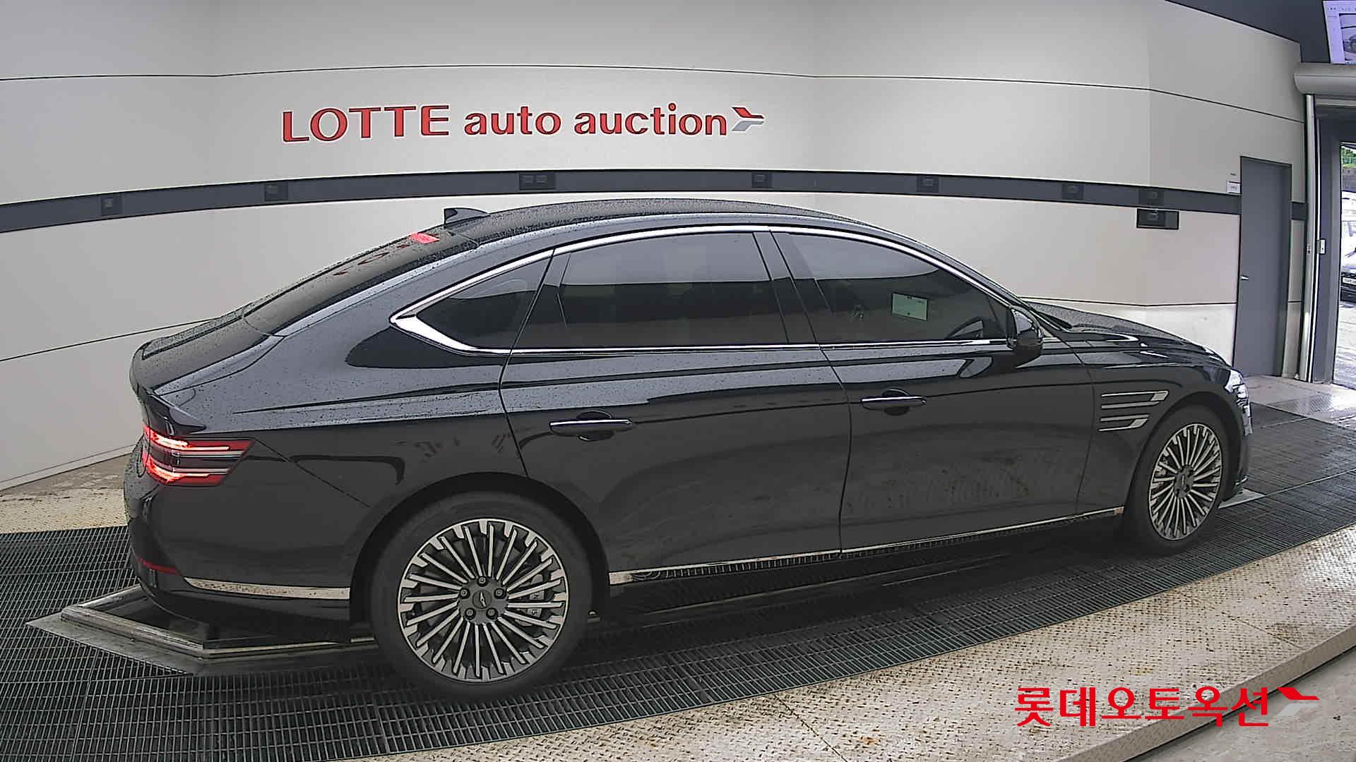 2023 - genesis g80