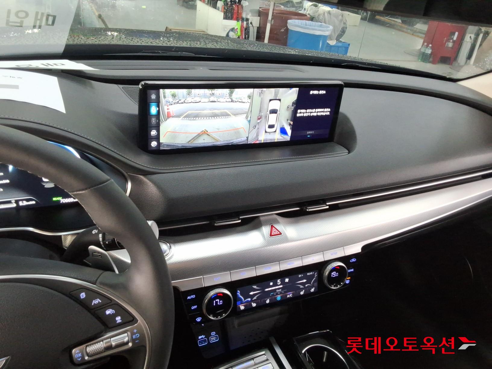 2023 - genesis g80