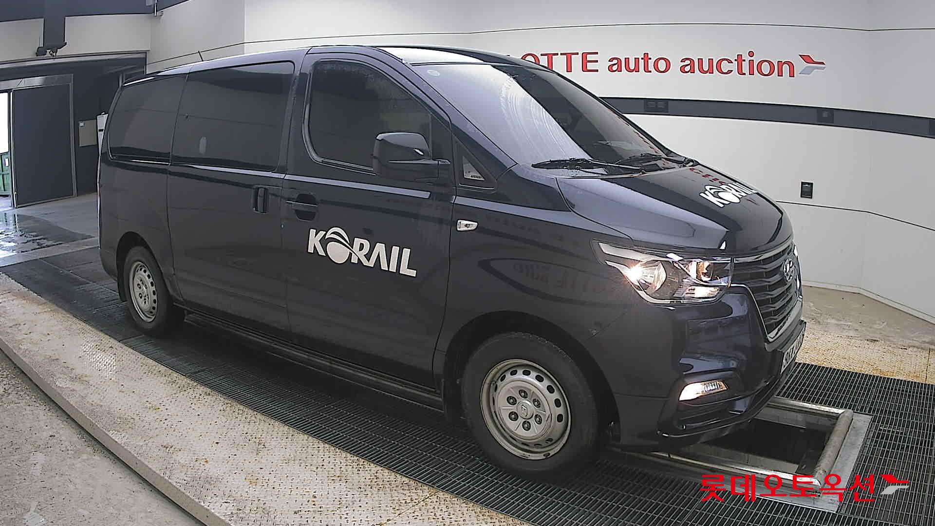 2021 - hyundai grand starex