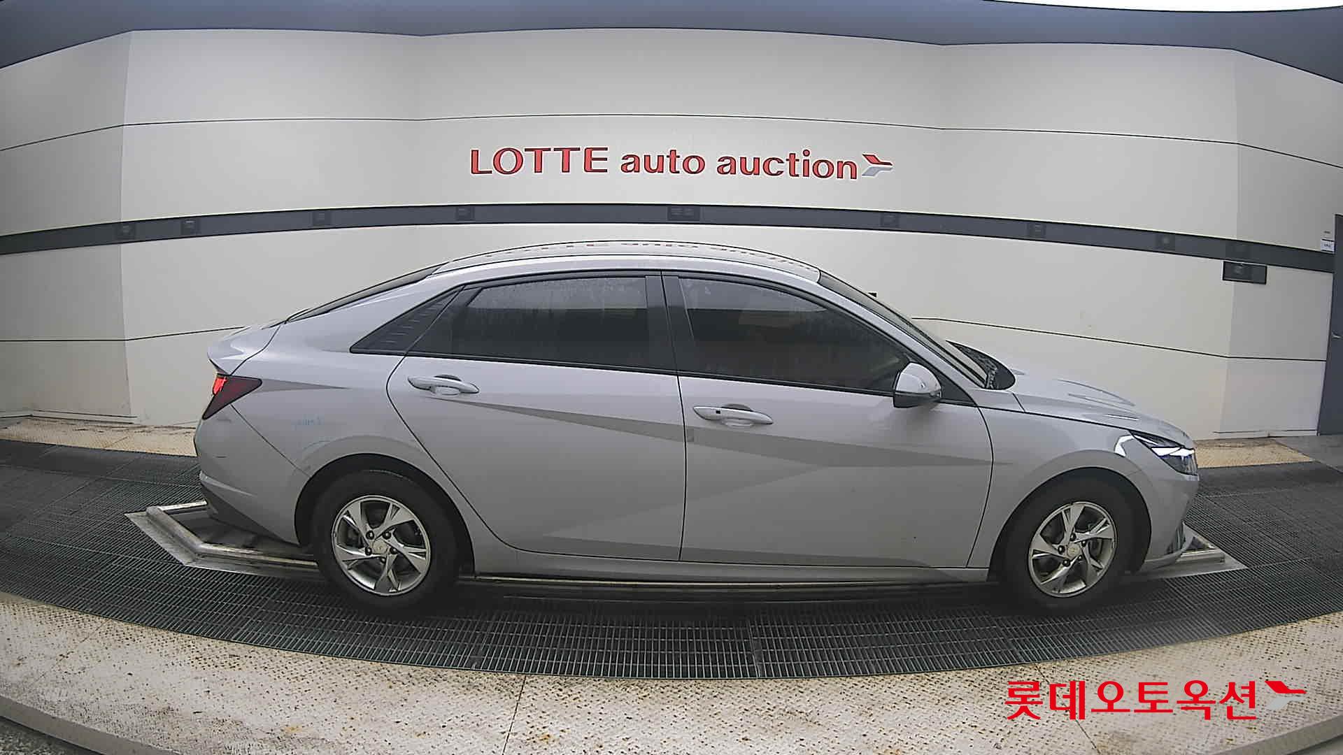 2021 - hyundai avante