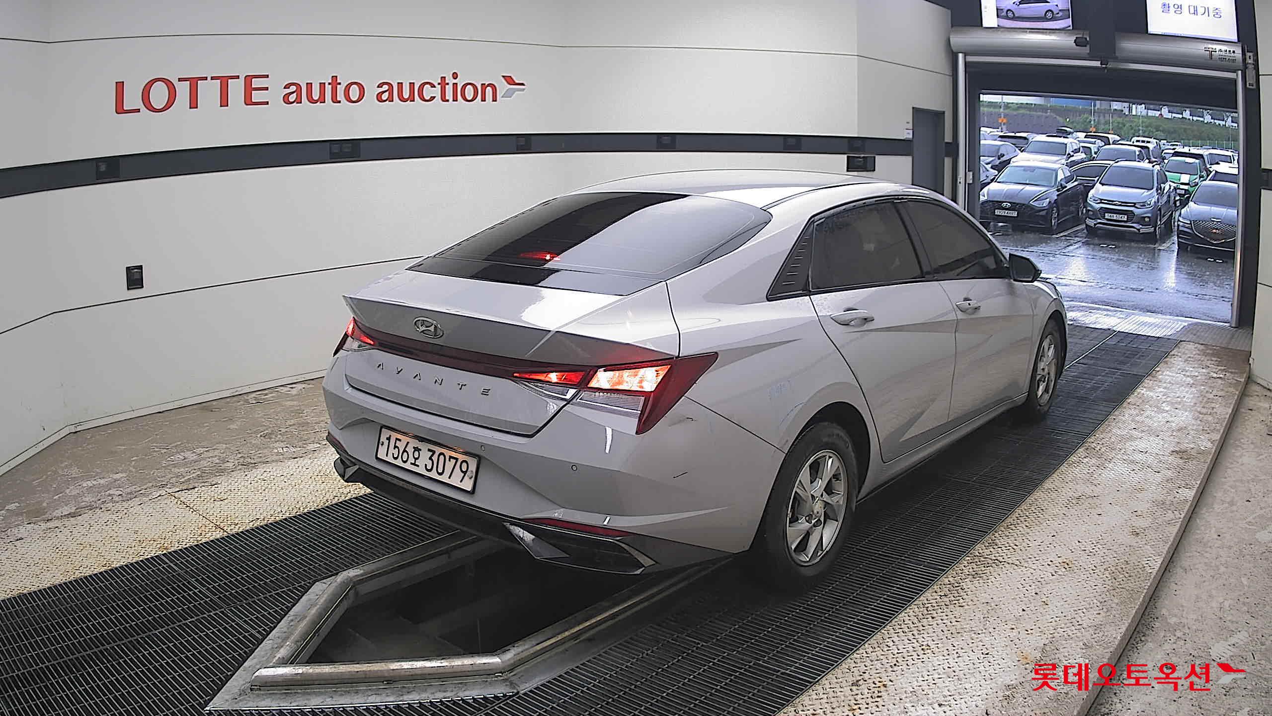 2021 - hyundai avante
