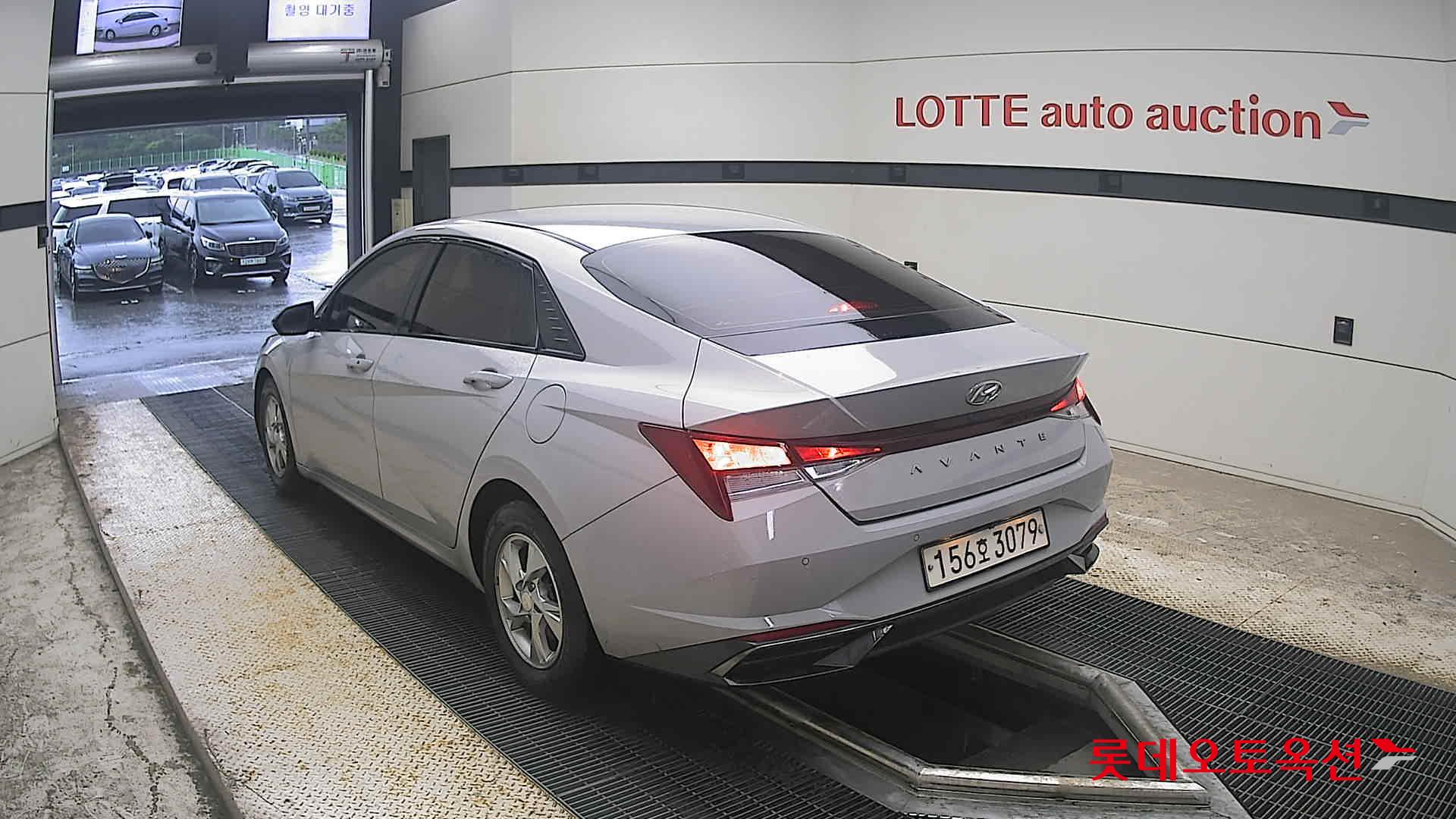 2021 - hyundai avante