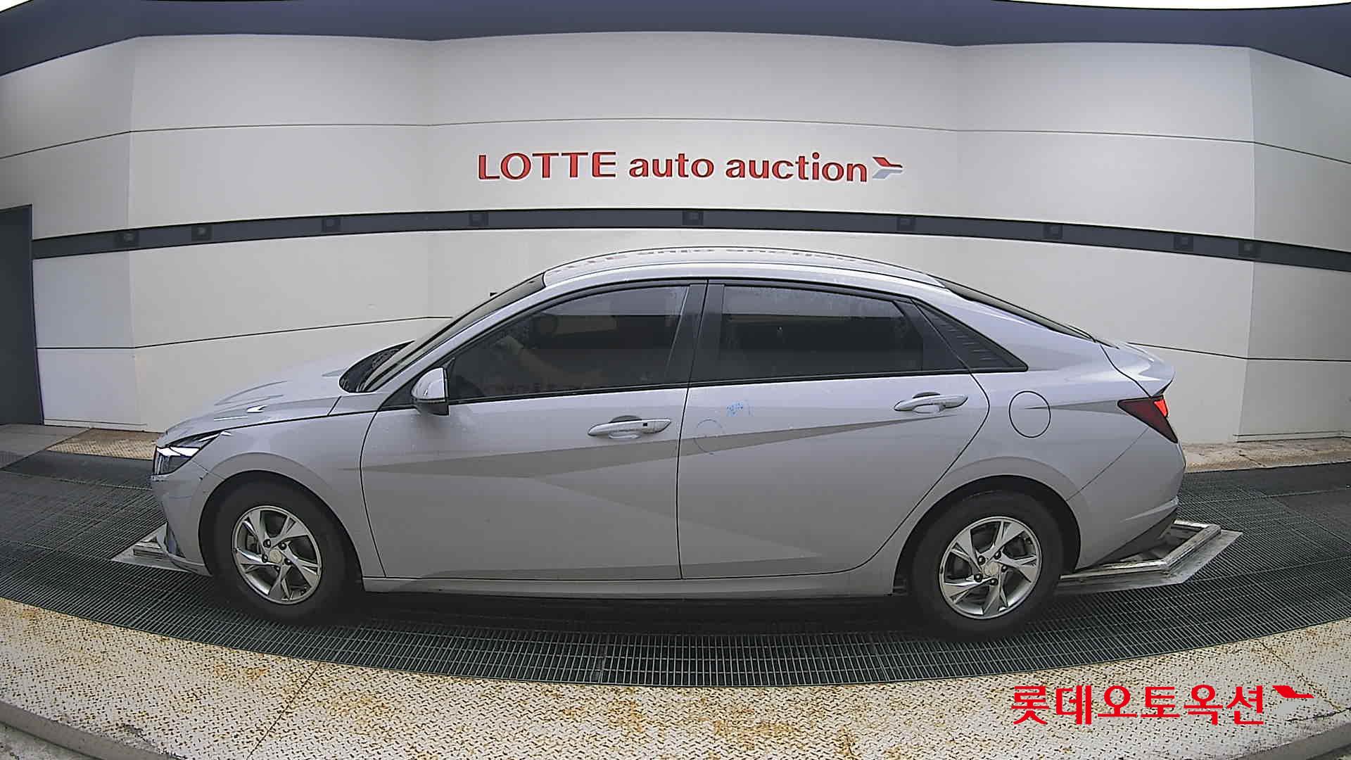 2021 - hyundai avante