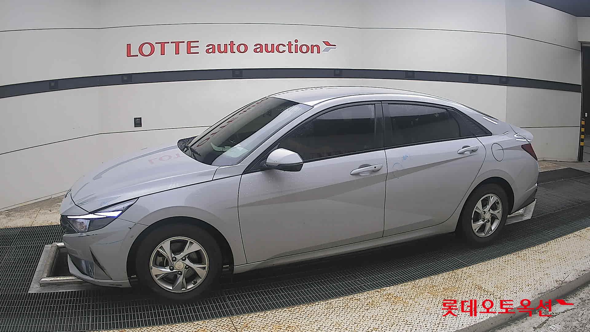 2021 - hyundai avante