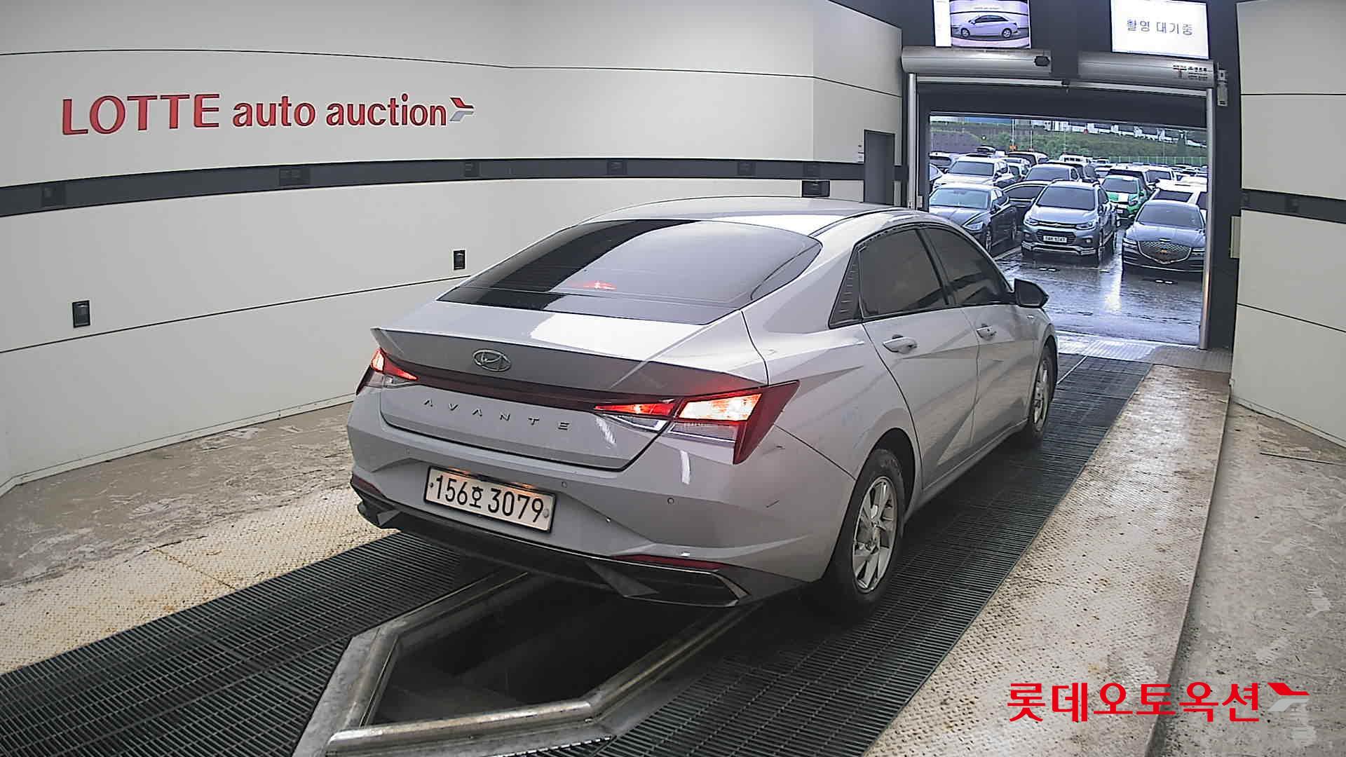 2021 - hyundai avante