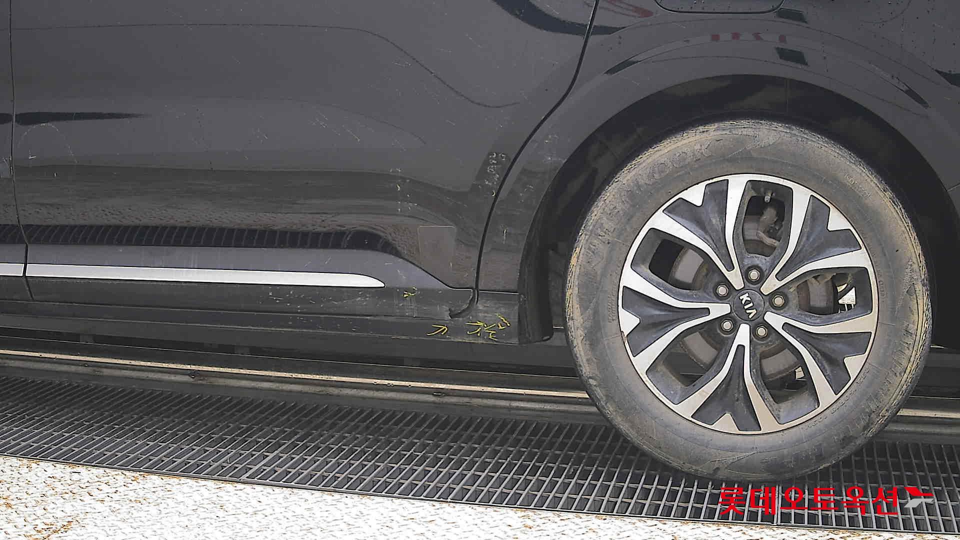 2021 - kia carnival