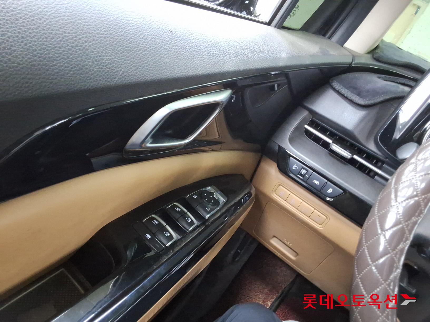 2021 - kia carnival