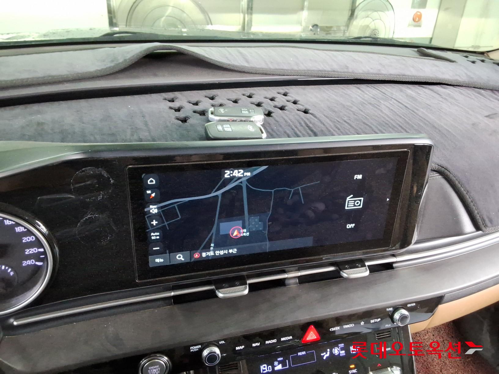 2021 - kia carnival