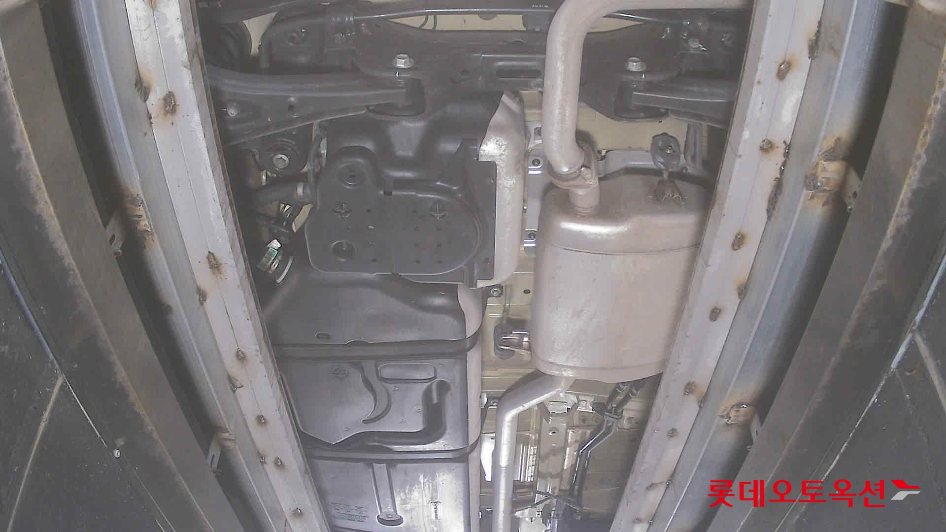 2023 - kia carnival