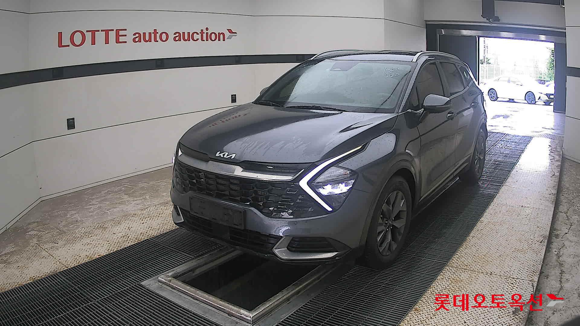 2022 - kia sportage