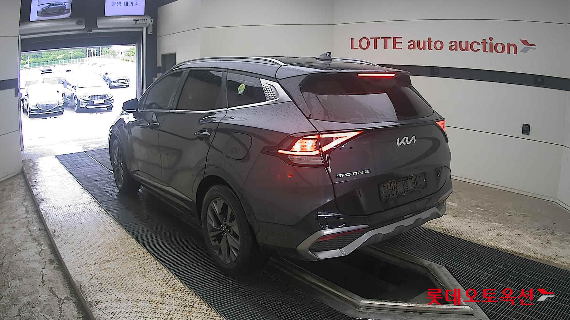 2022 - kia sportage