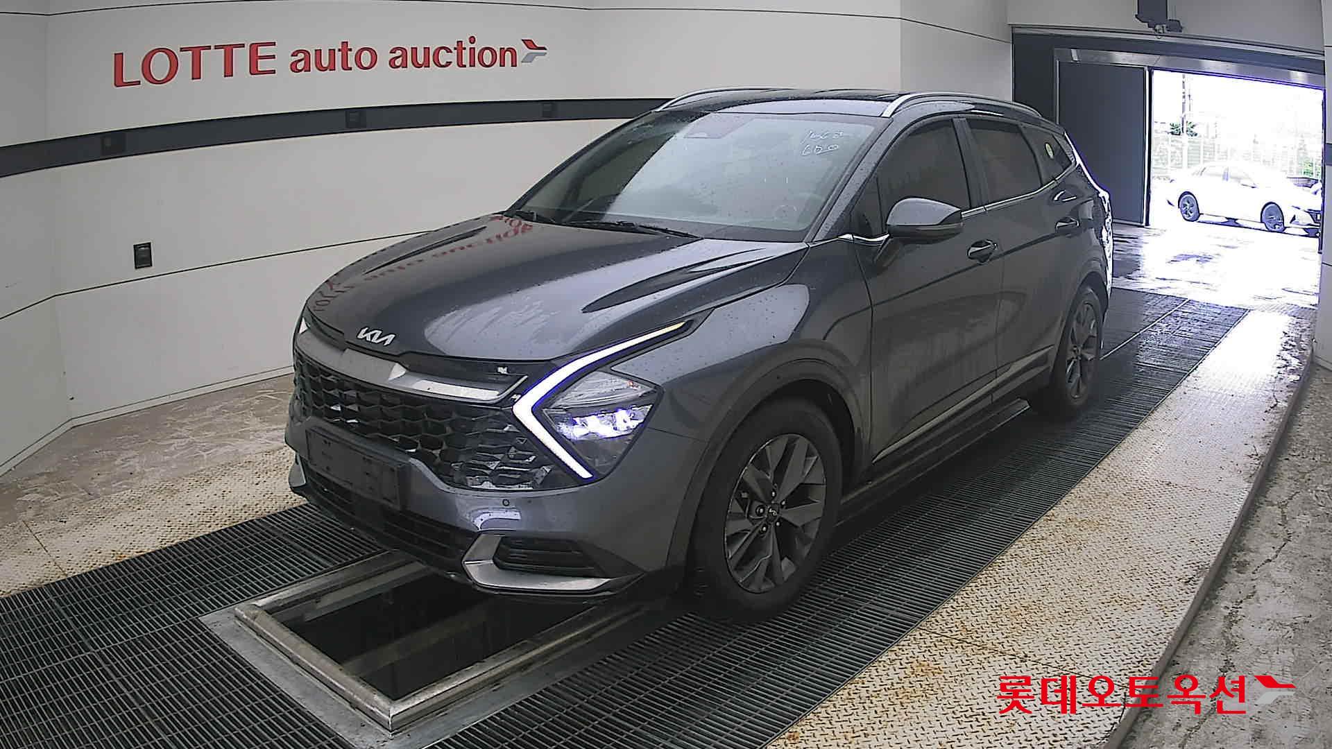 2022 - kia sportage