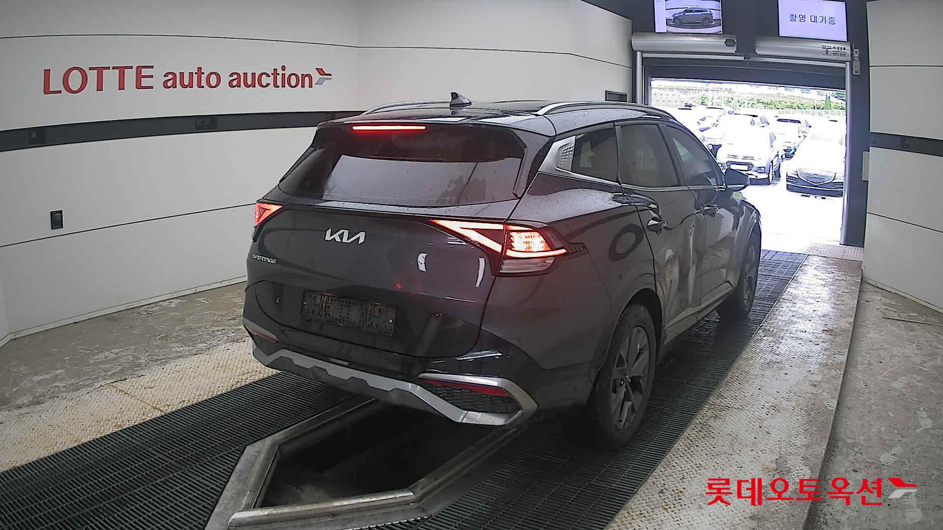 2022 - kia sportage