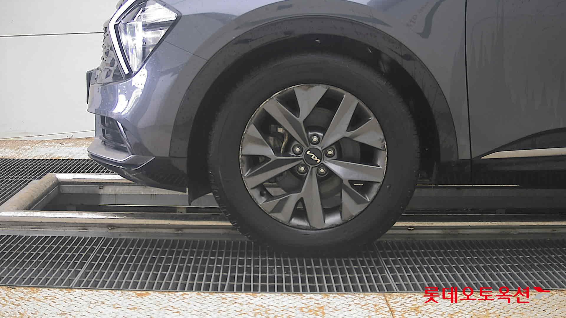 2022 - kia sportage