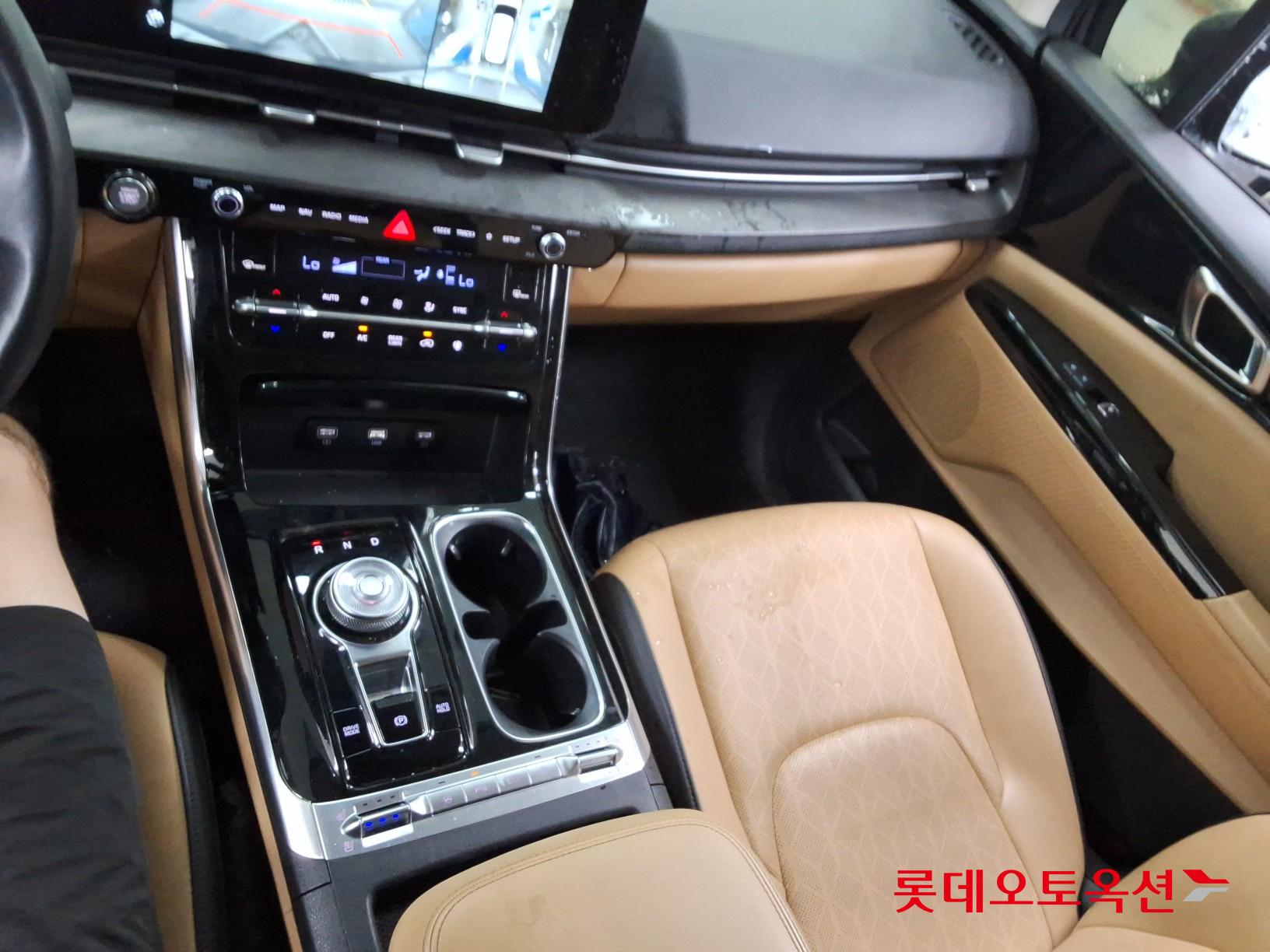 2022 - kia carnival
