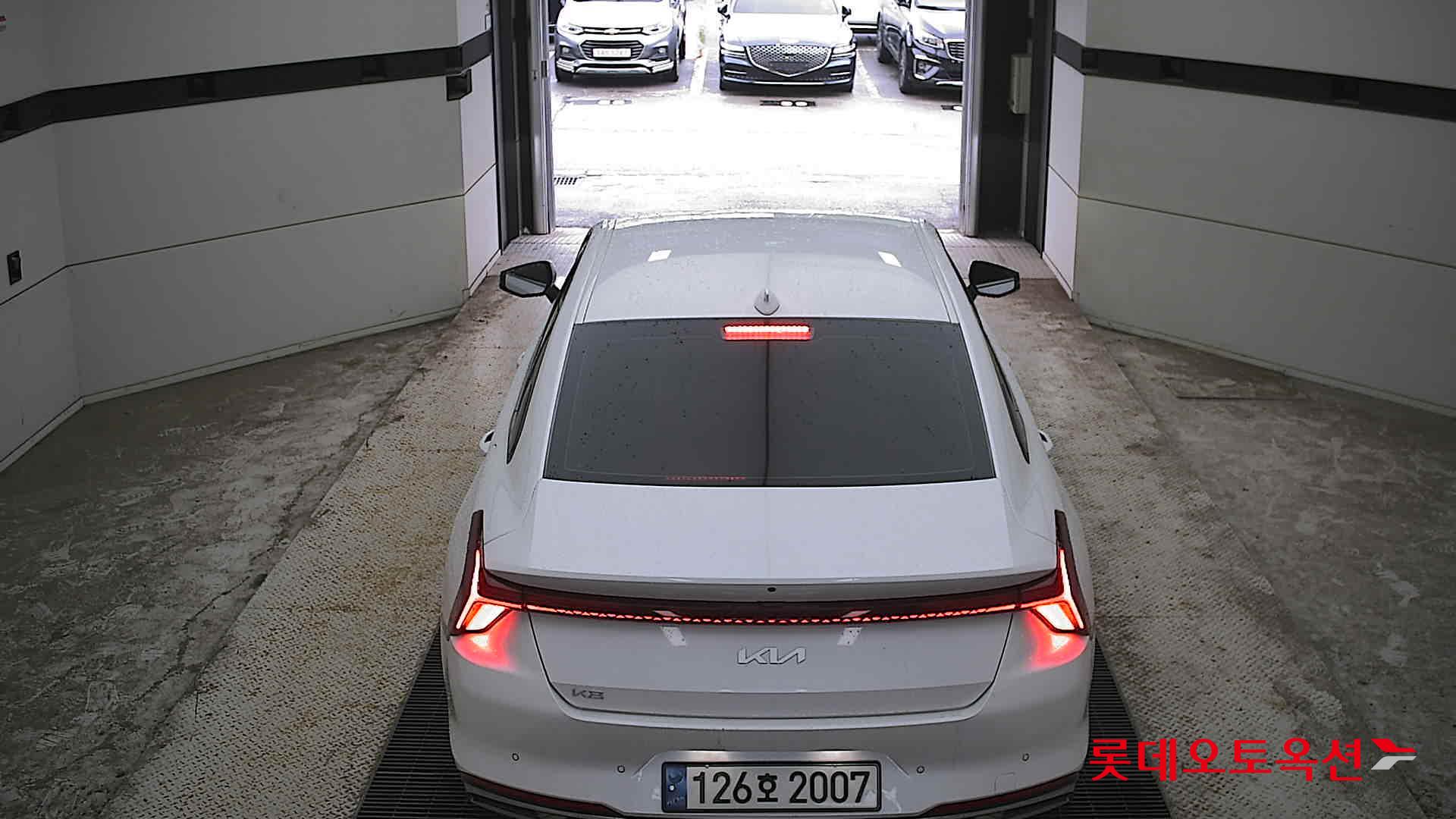 2022 - kia k8