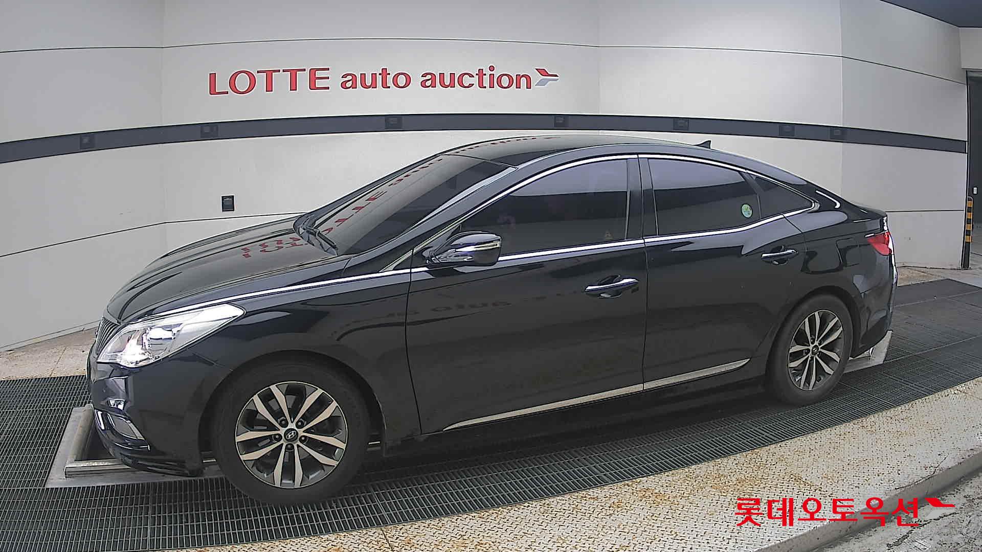 2011 - hyundai grandeur