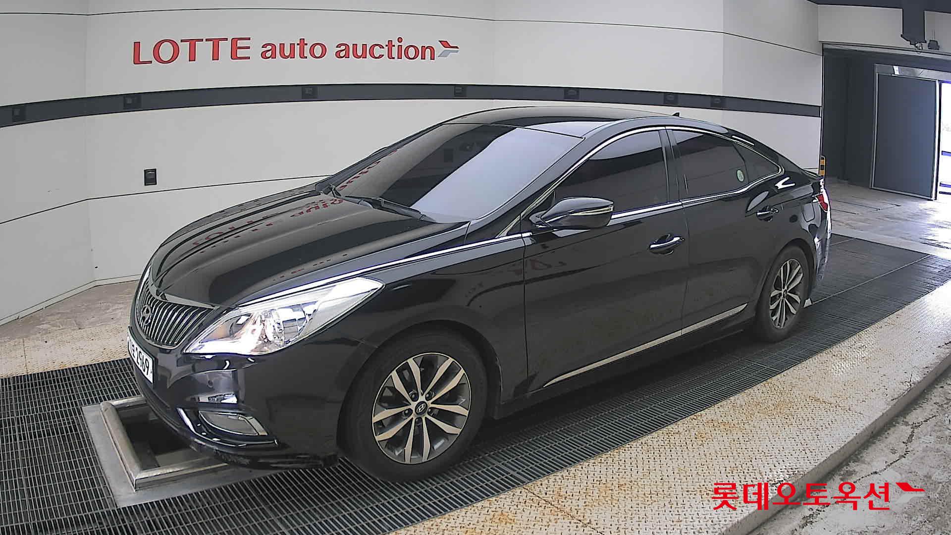 2011 - hyundai grandeur