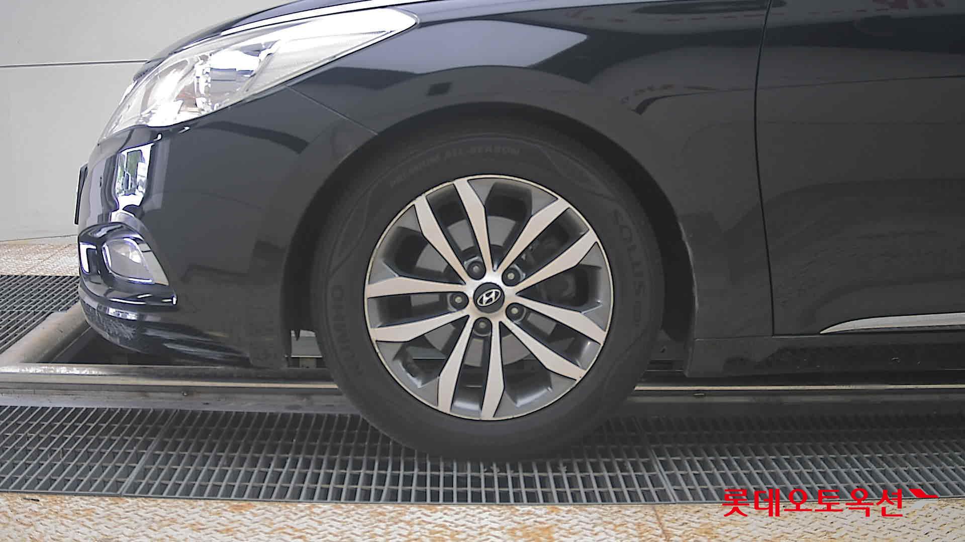 2011 - hyundai grandeur