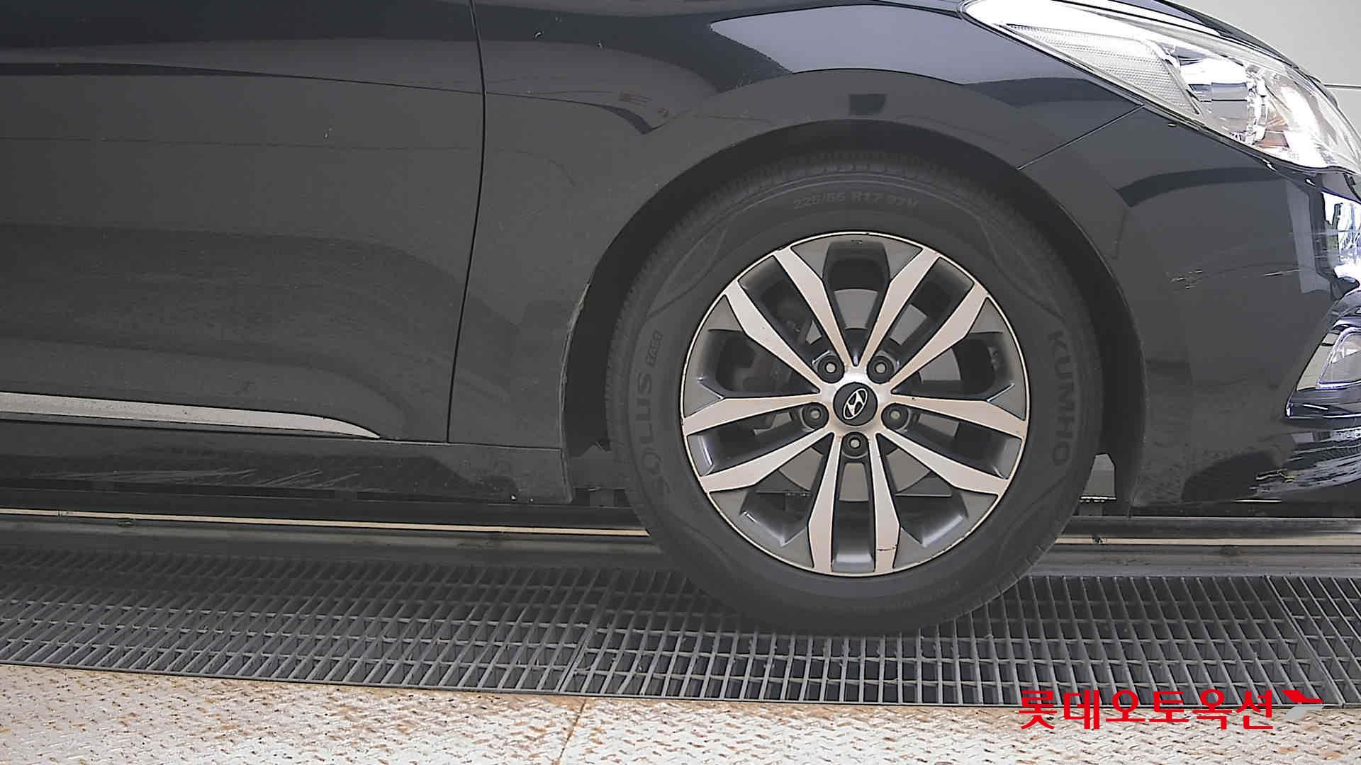2011 - hyundai grandeur