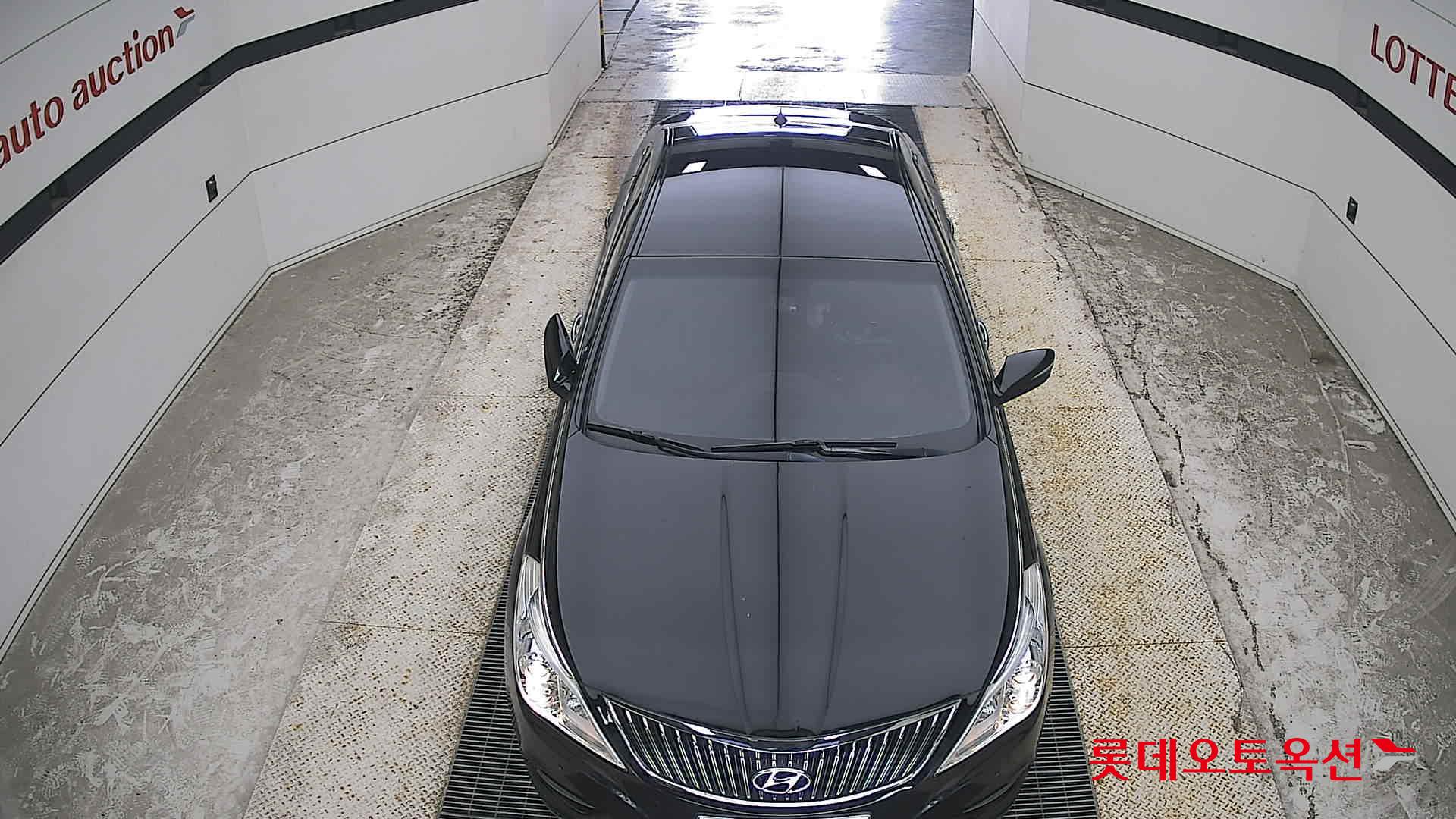 2011 - hyundai grandeur