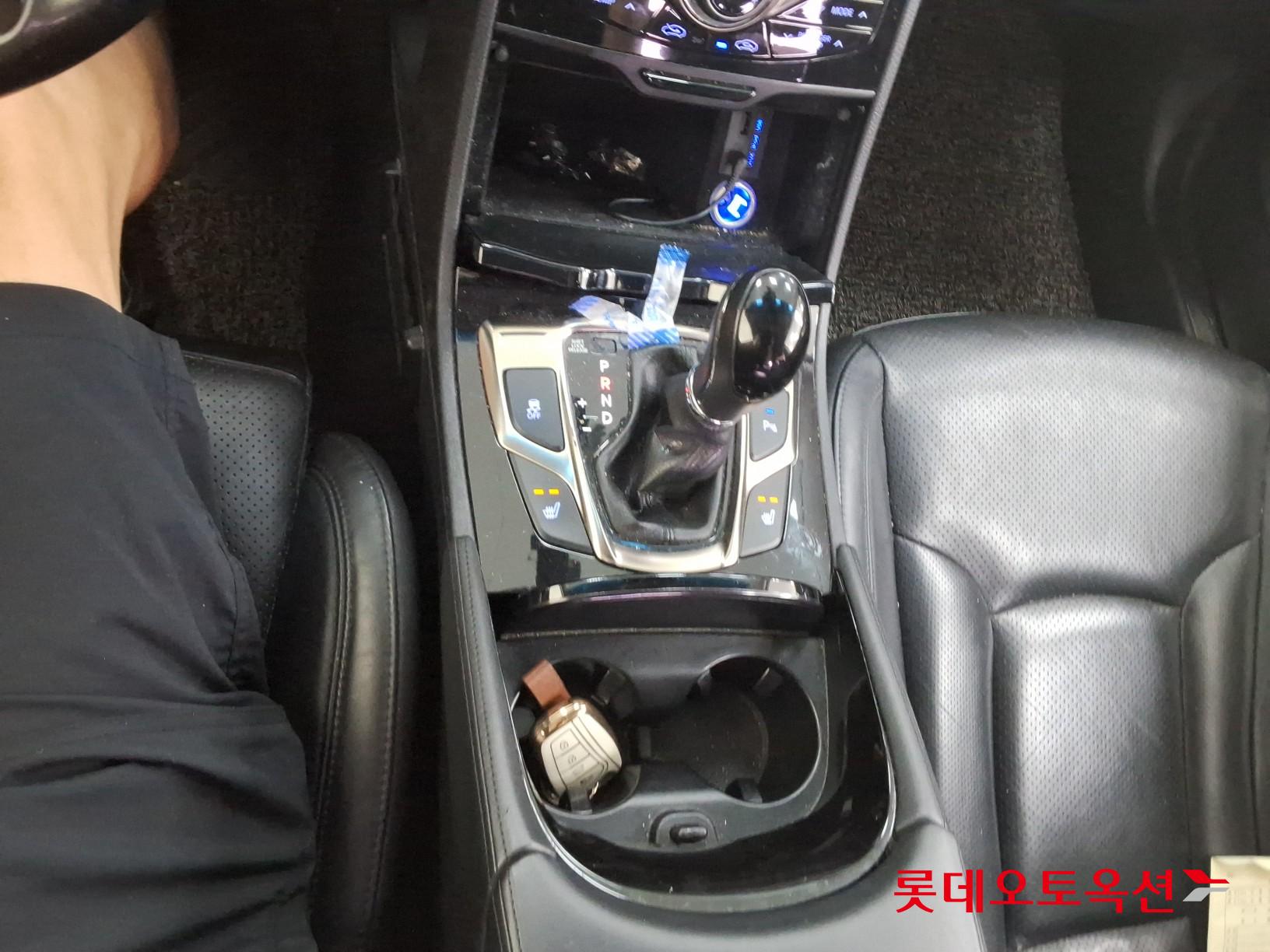 2011 - hyundai grandeur