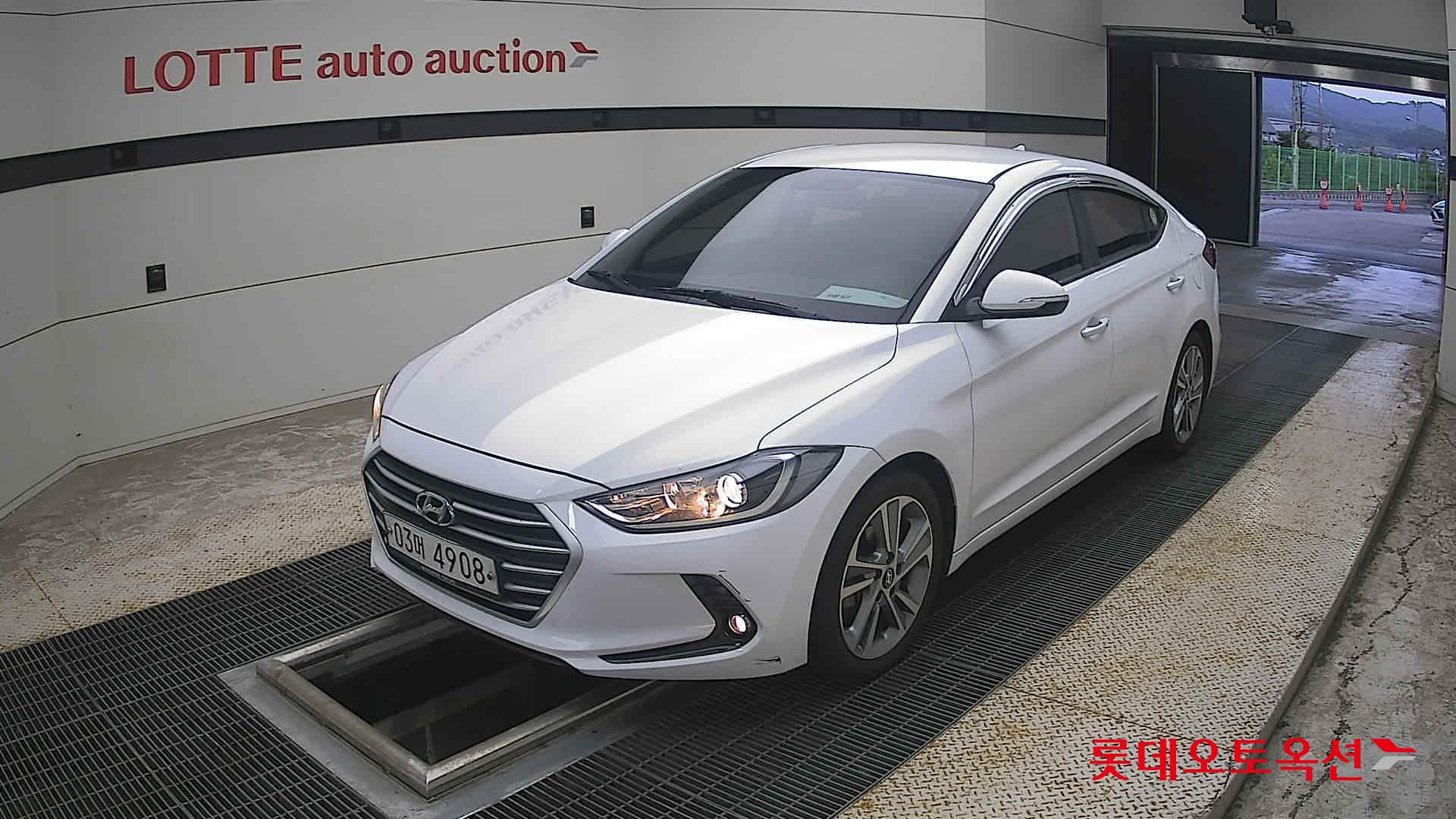 2018 - hyundai avante