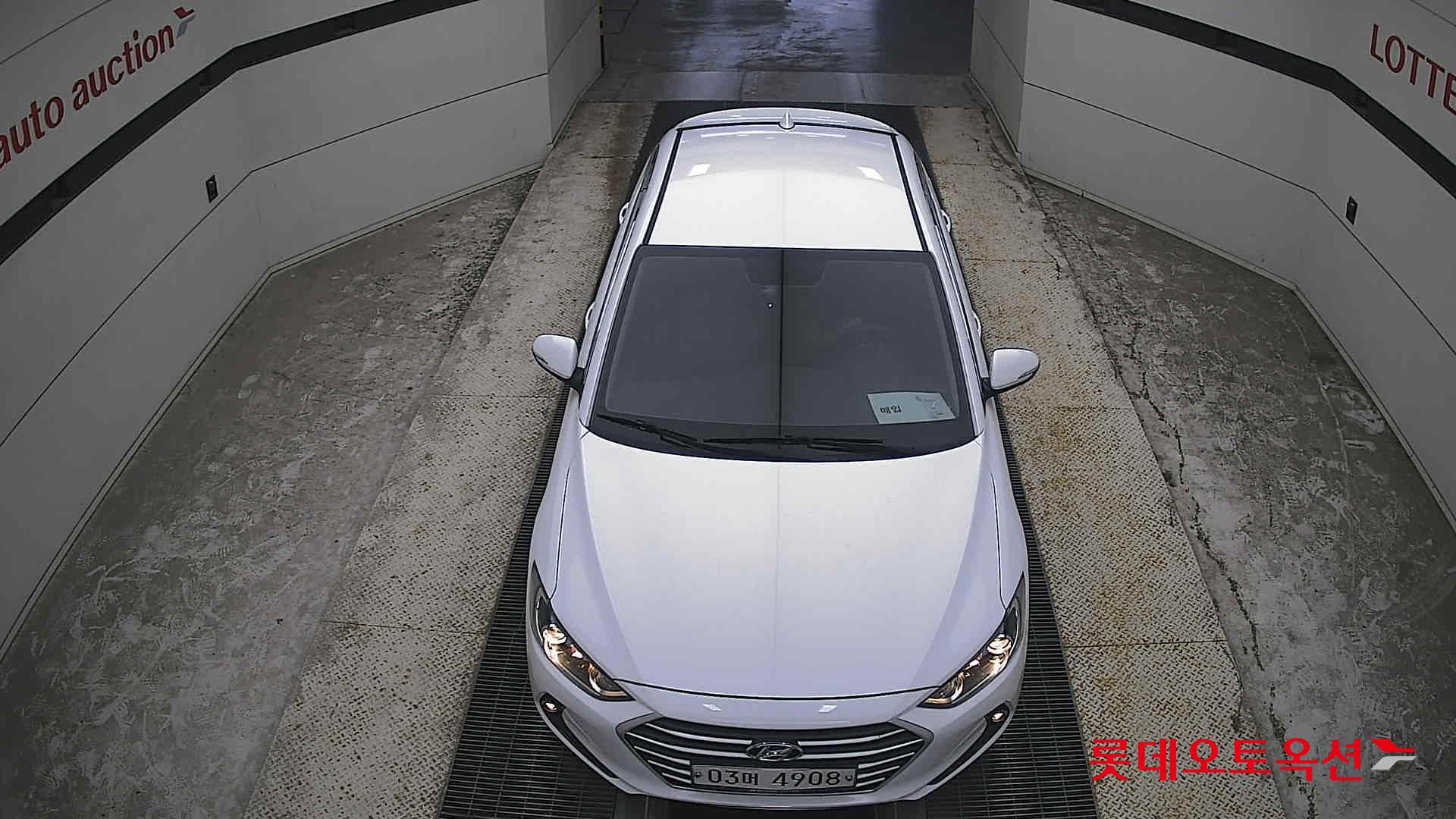 2018 - hyundai avante