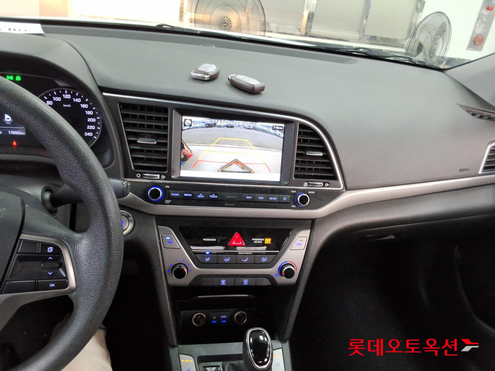2018 - hyundai avante