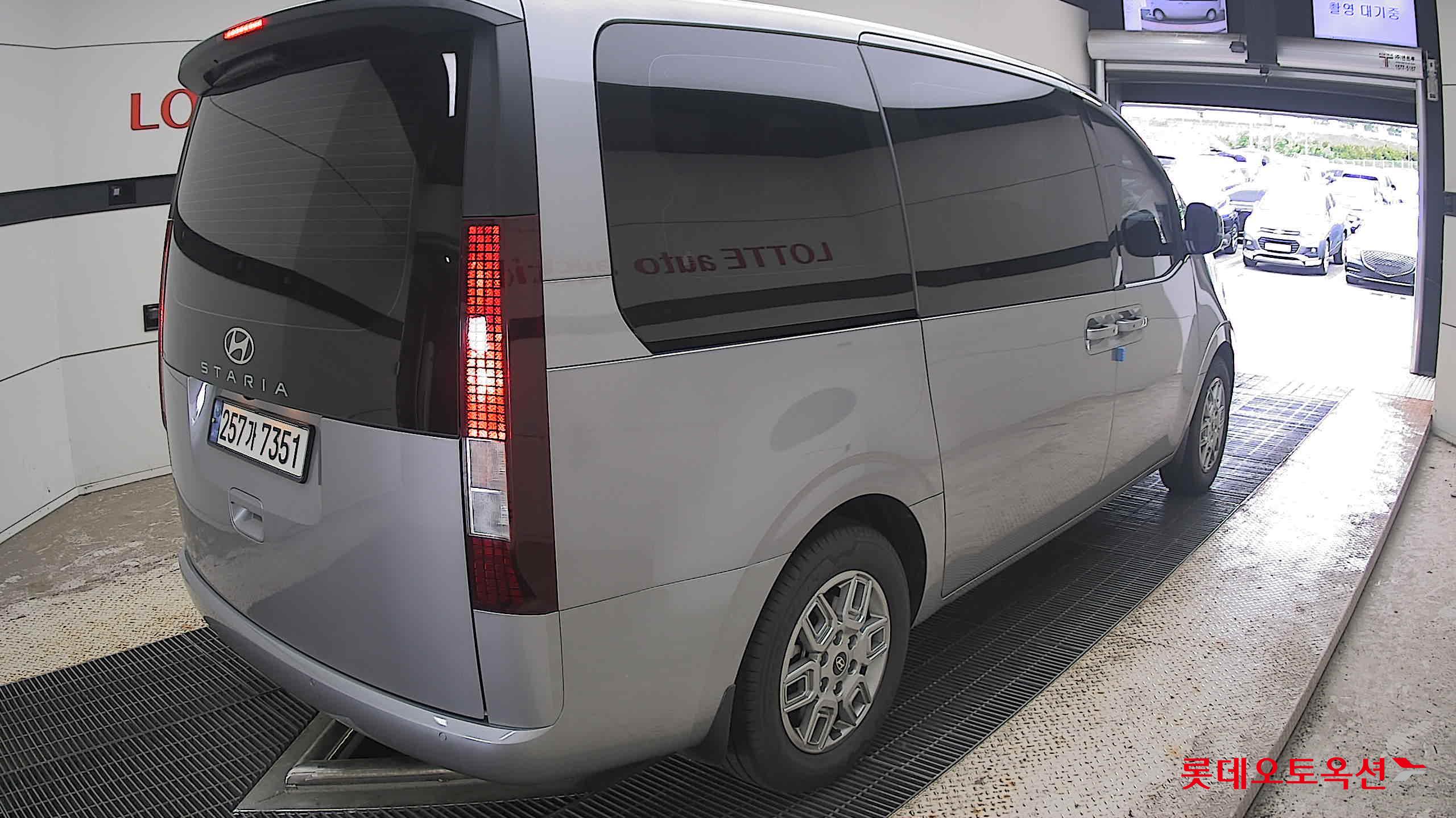 2025 - hyundai staria