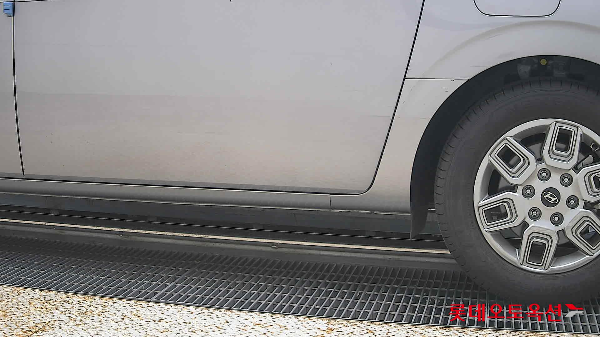 2025 - hyundai staria