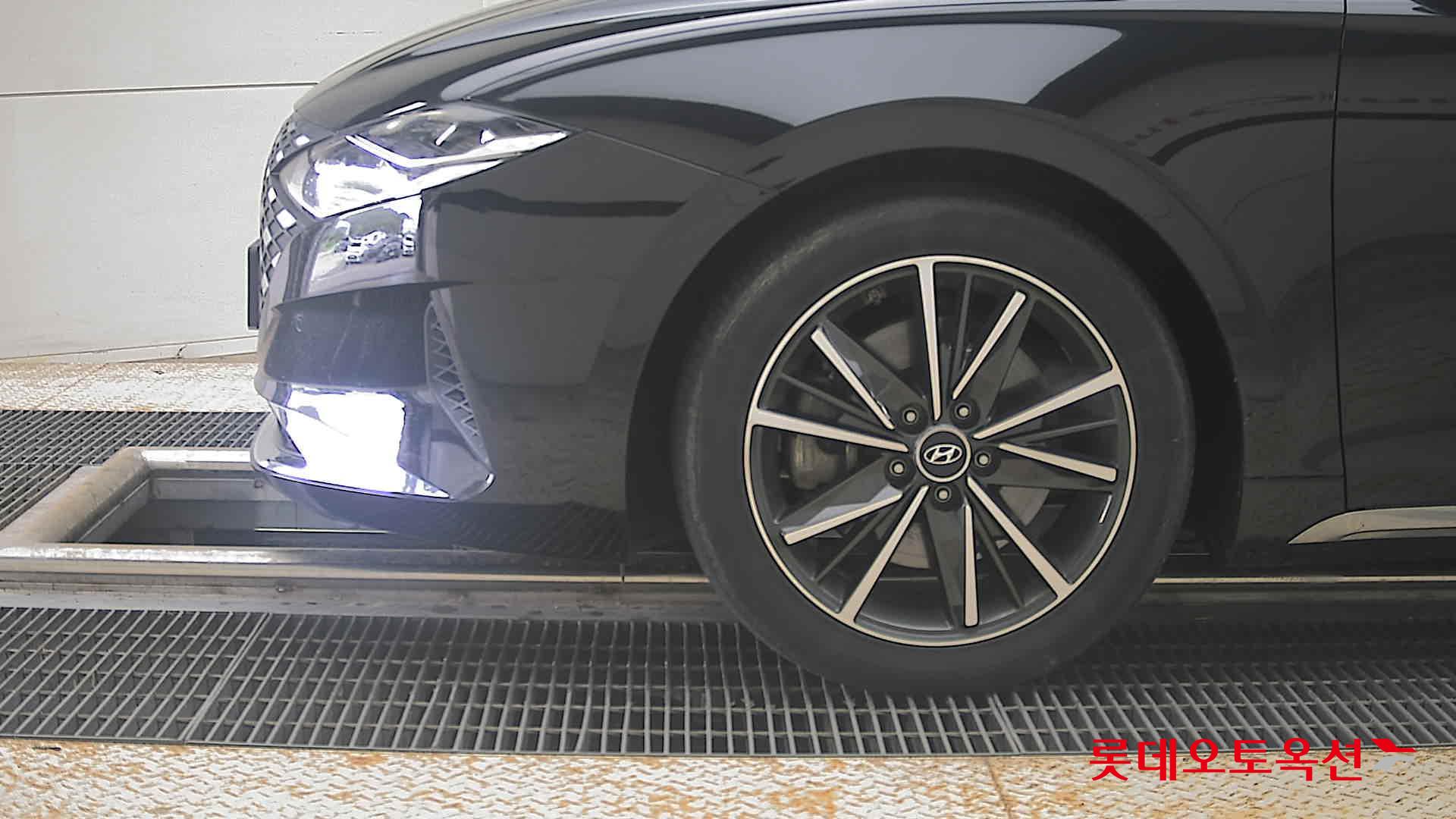 2022 - hyundai grandeur