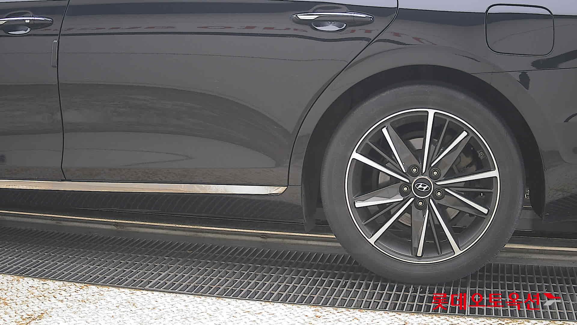 2022 - hyundai grandeur