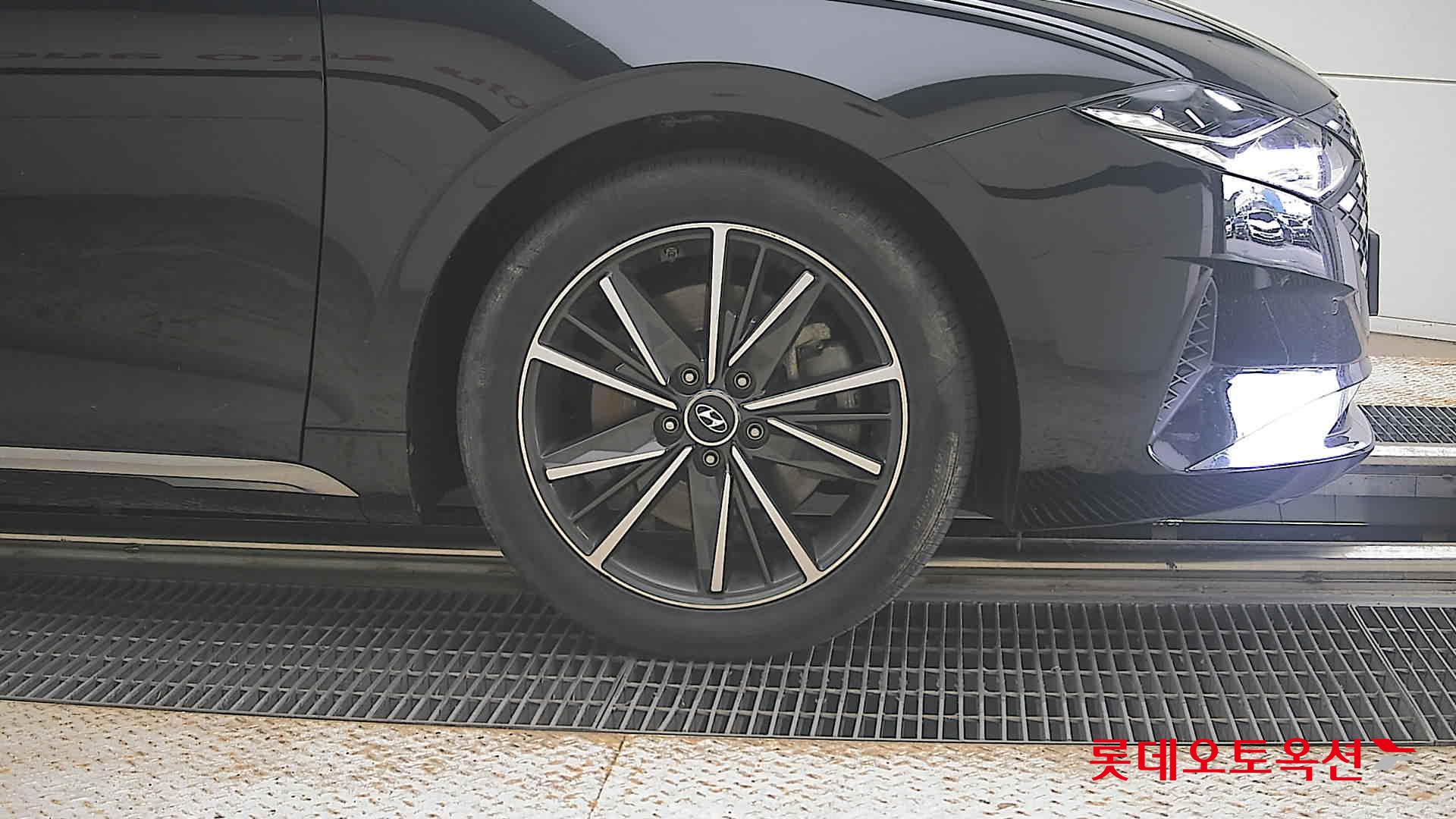 2022 - hyundai grandeur