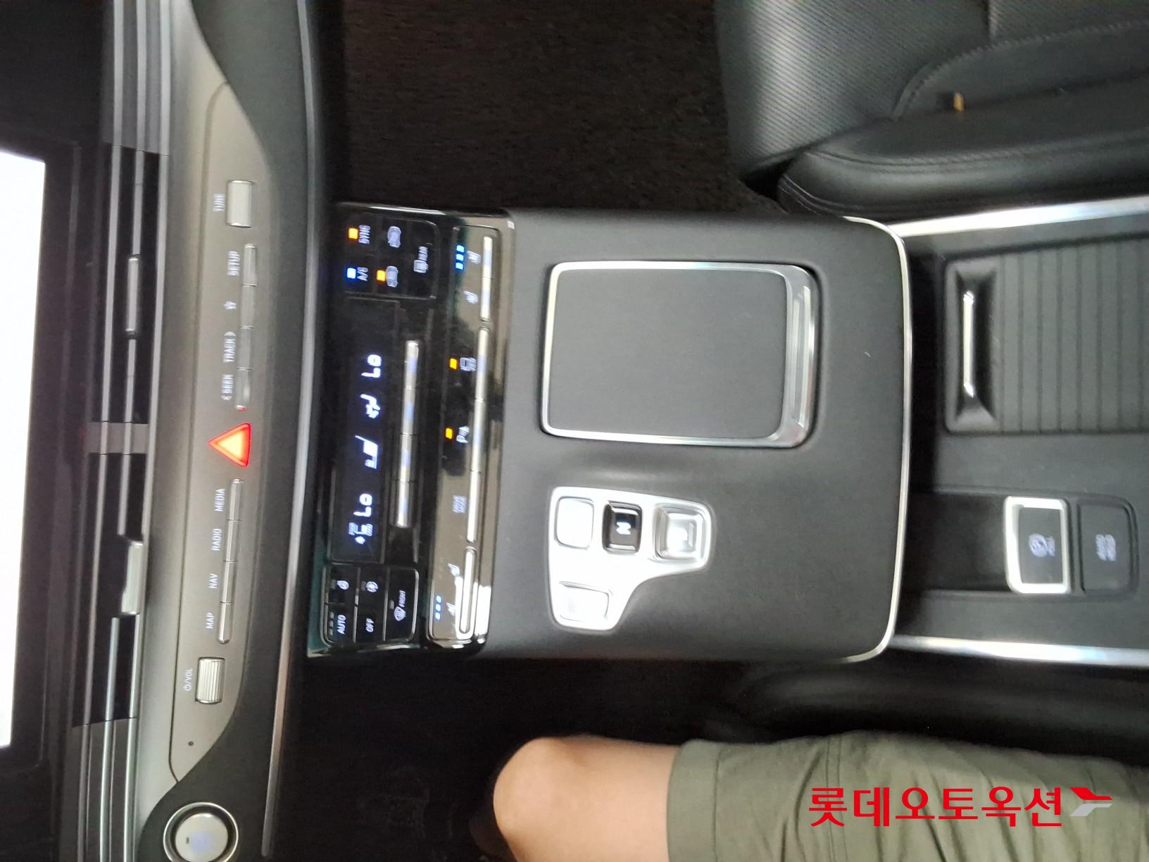2022 - hyundai grandeur