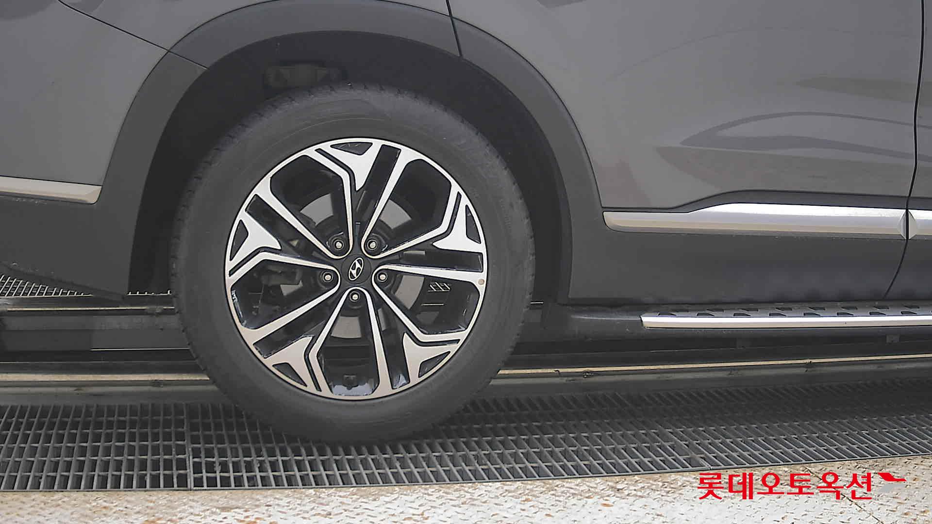 2019 - hyundai santafe