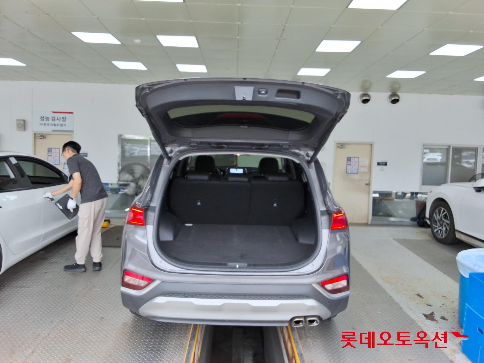 2019 - hyundai santafe