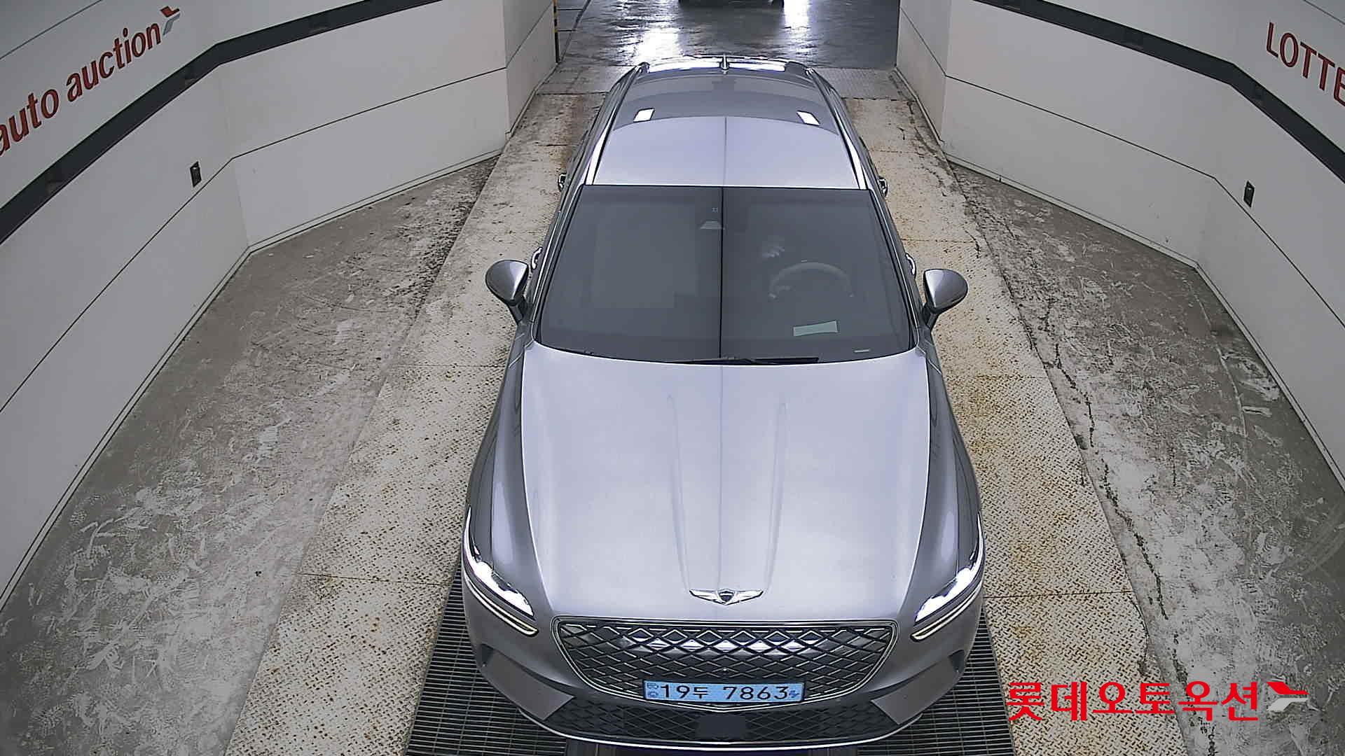 2022 - genesis gv70