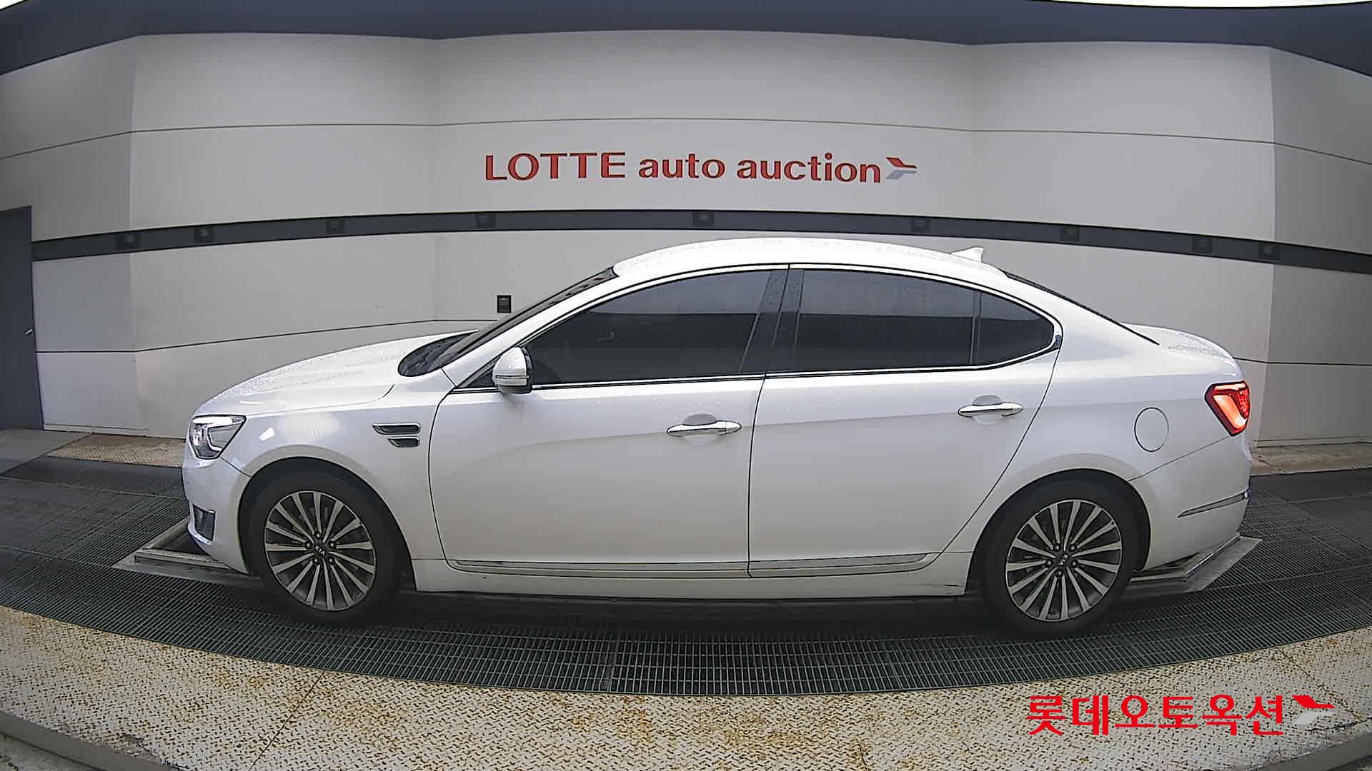 2015 - kia k7