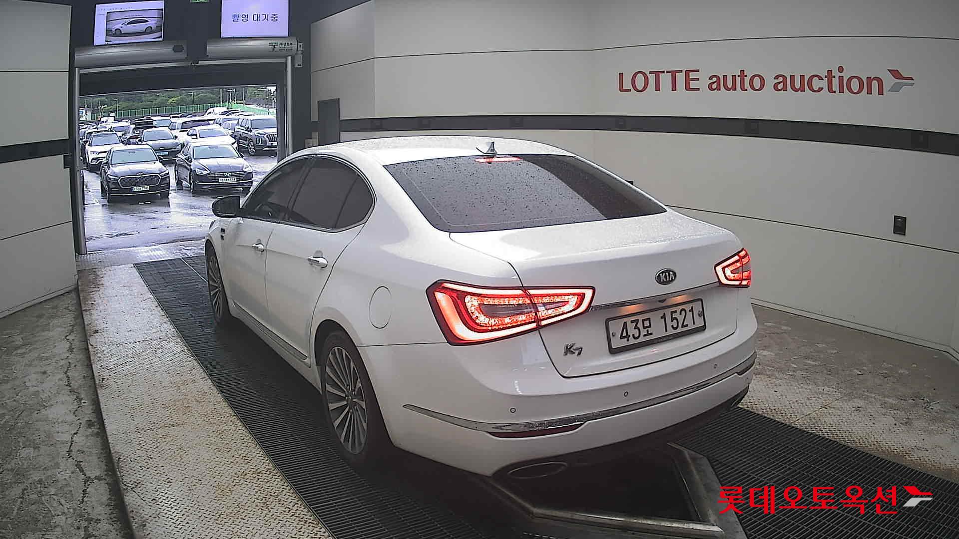 2015 - kia k7