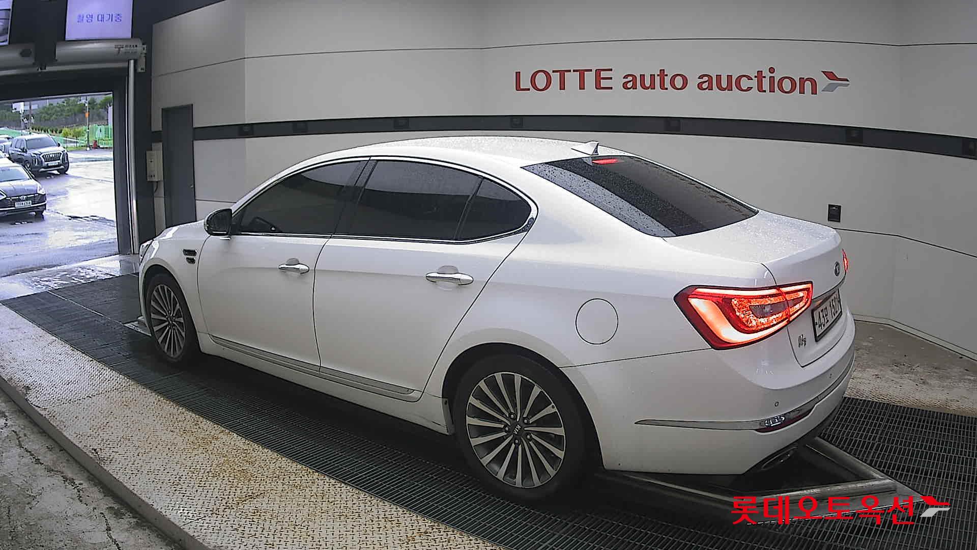 2015 - kia k7
