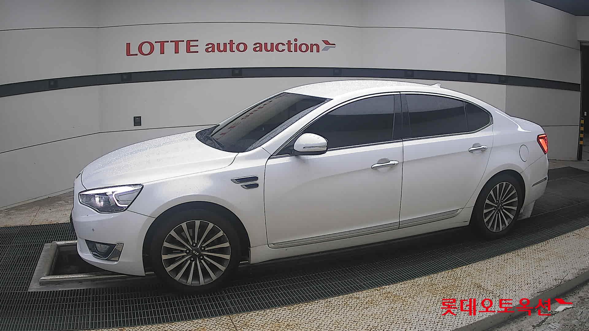 2015 - kia k7