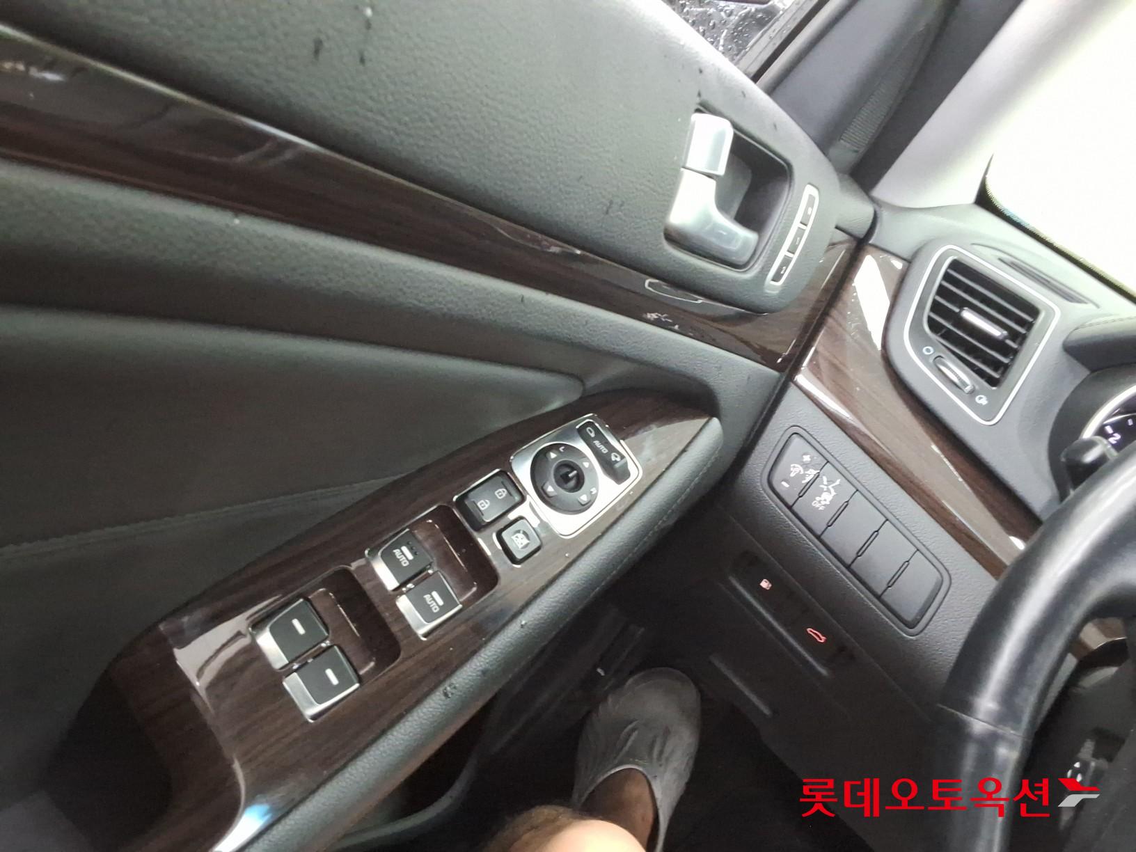 2015 - kia k7