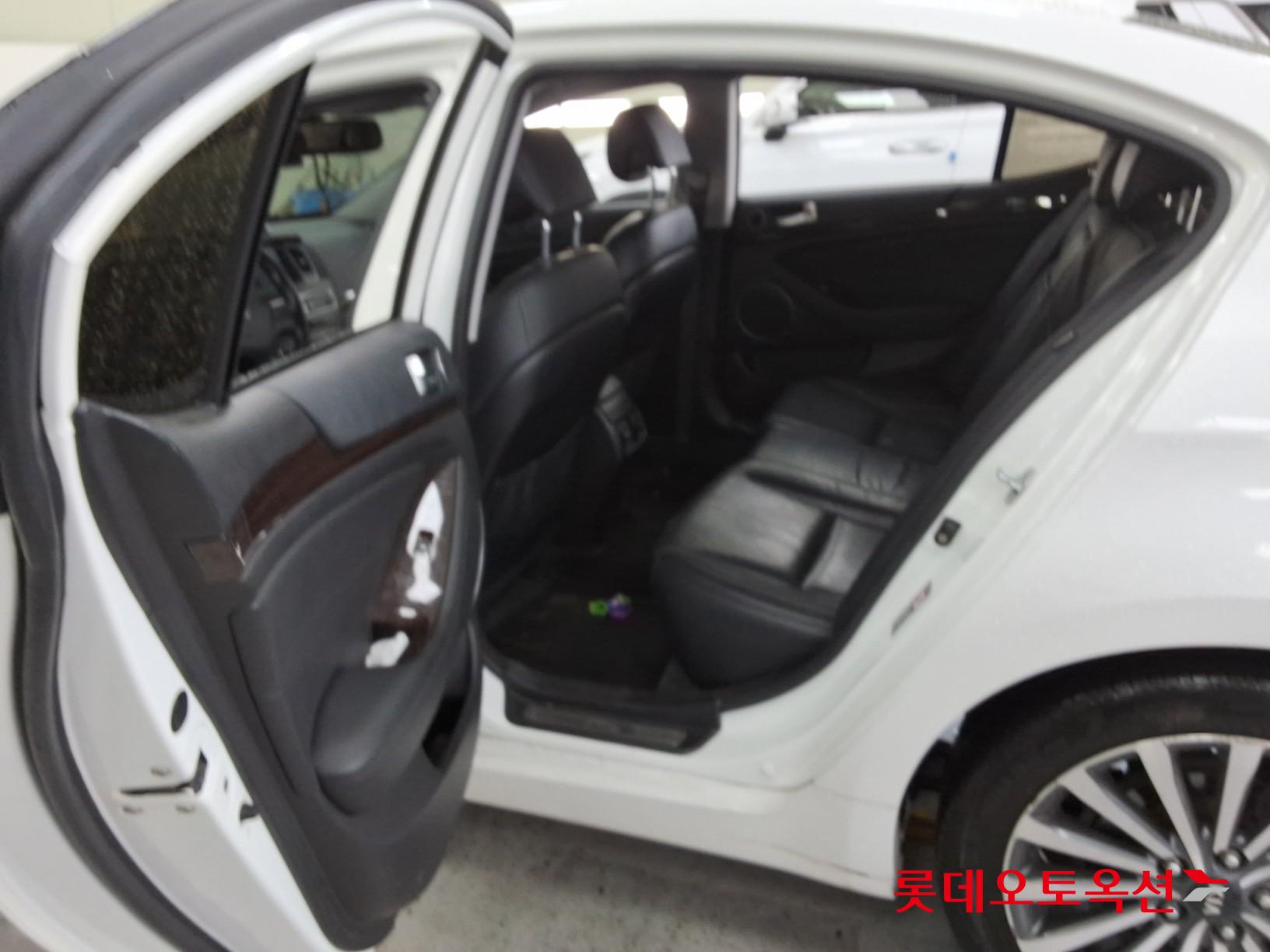 2015 - kia k7