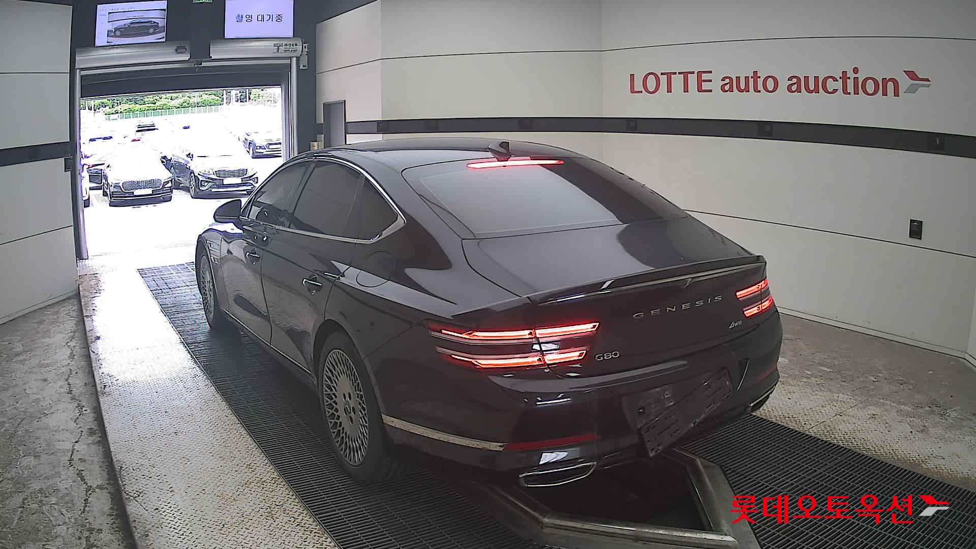 2022 - genesis g80