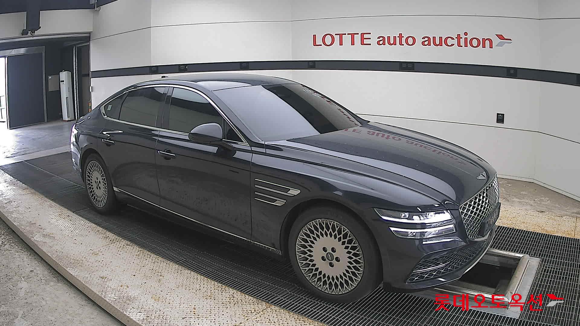 2022 - genesis g80