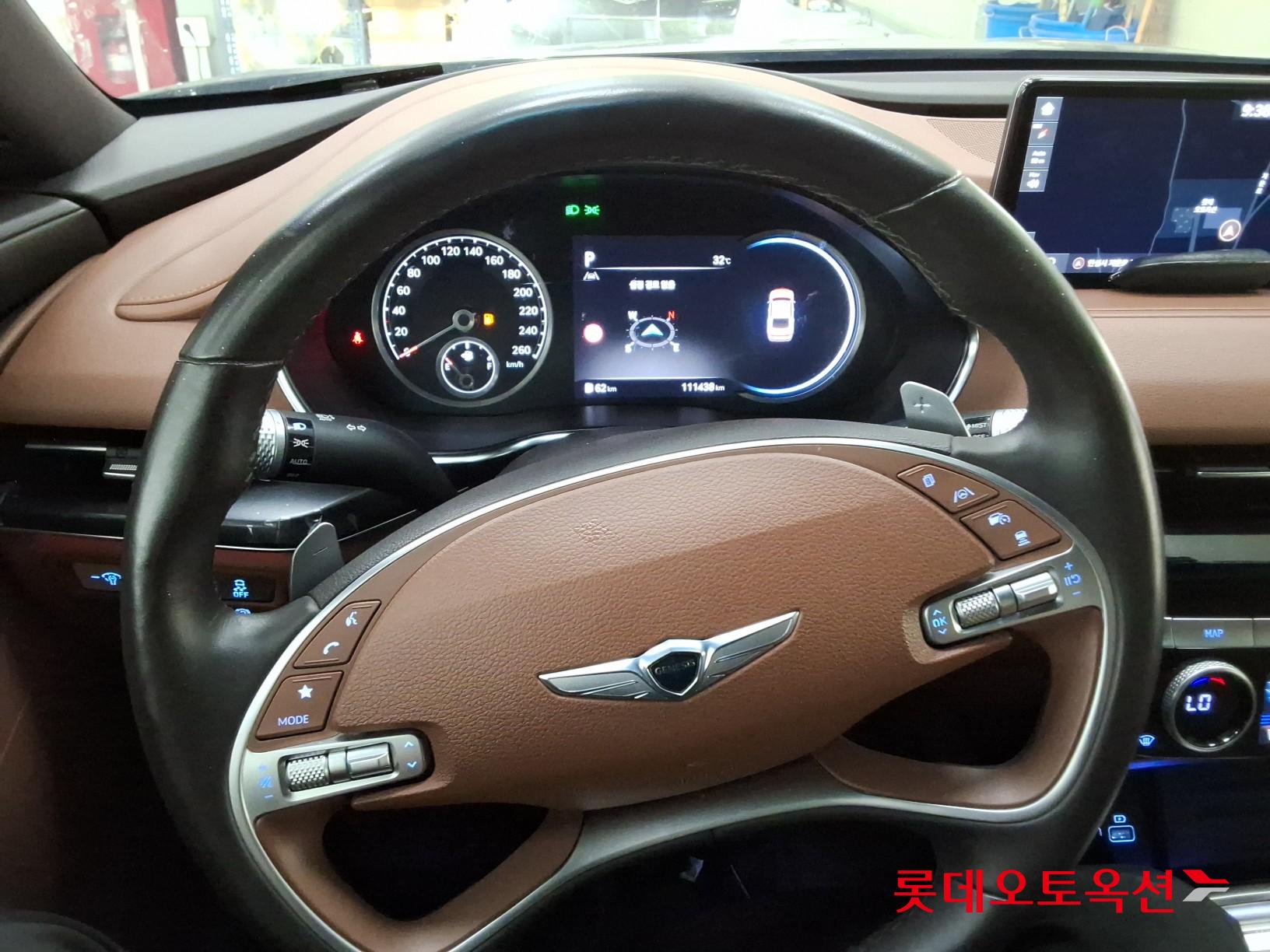 2022 - genesis g80